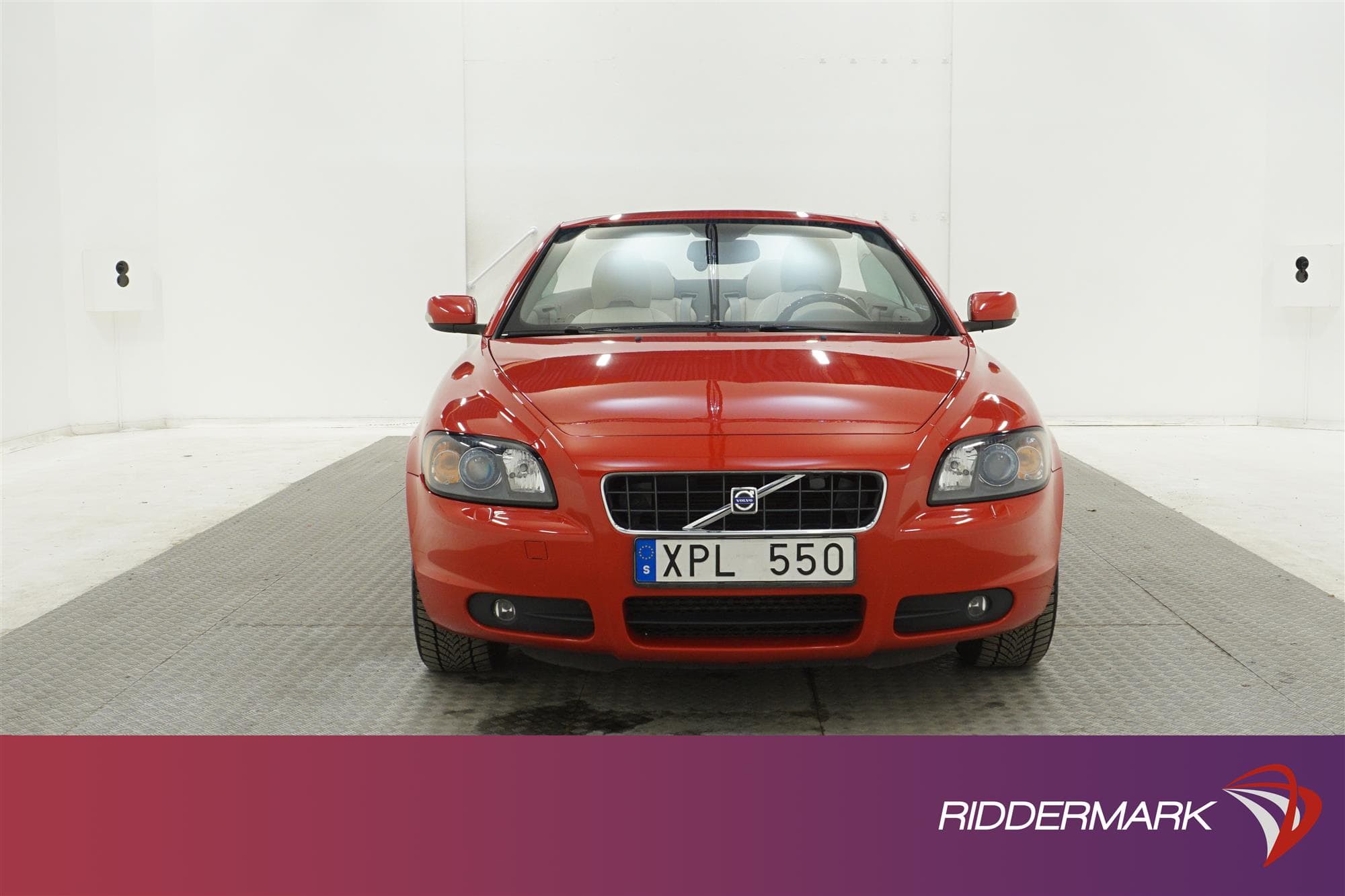 Volvo C70 T5 220hk