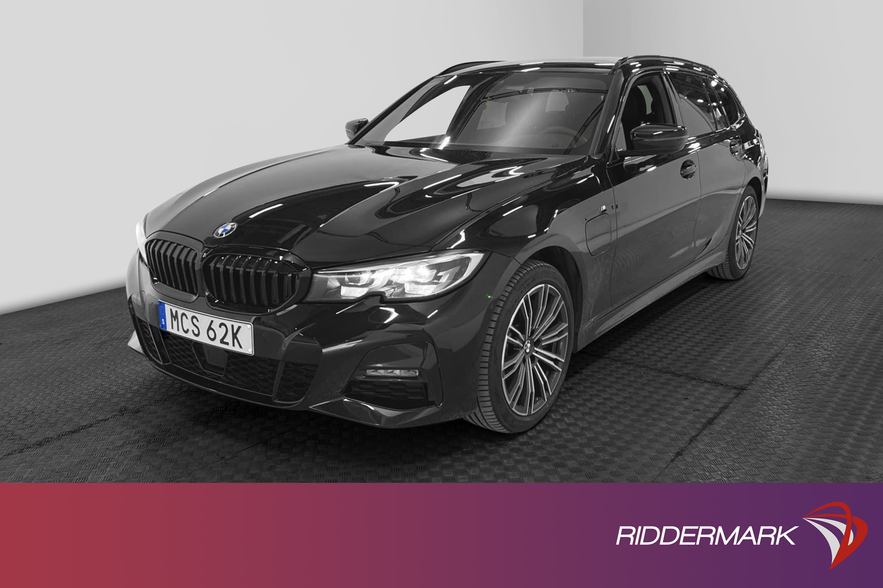 BMW 330e xDrive Touring 292hk
