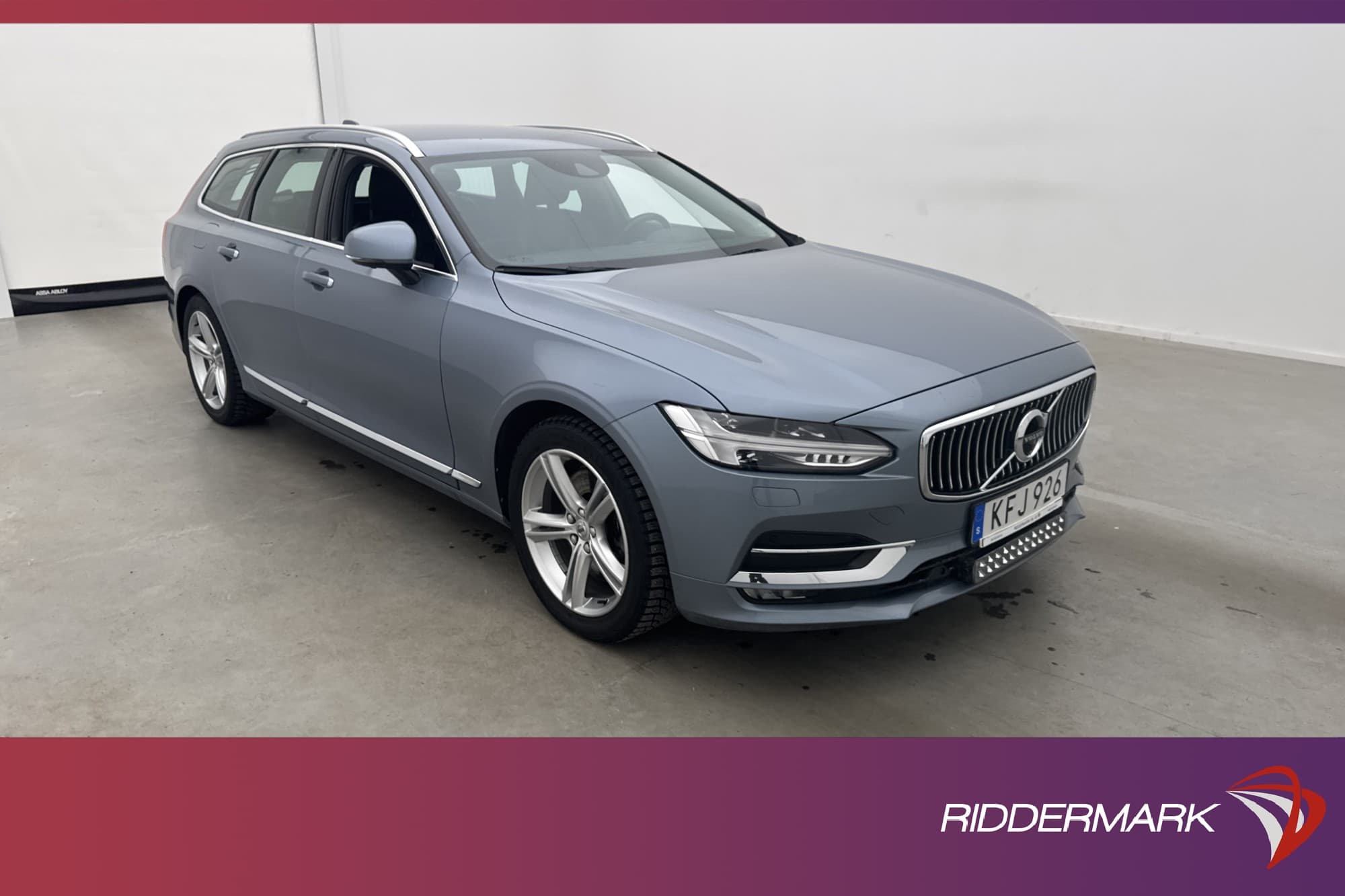 Volvo V90 D5 AWD Inscription D-Värmare 360° Drag VOC Skinn