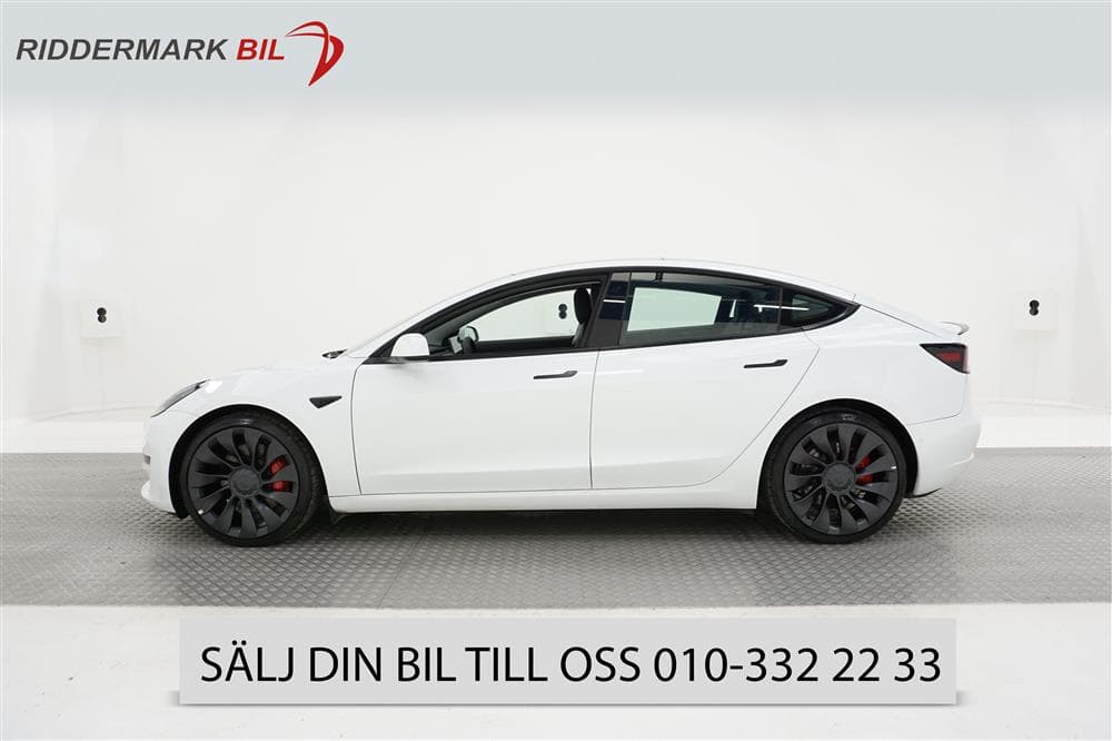 Tesla Model 3 Performance AWD 510hk Svensksåld Autopilot