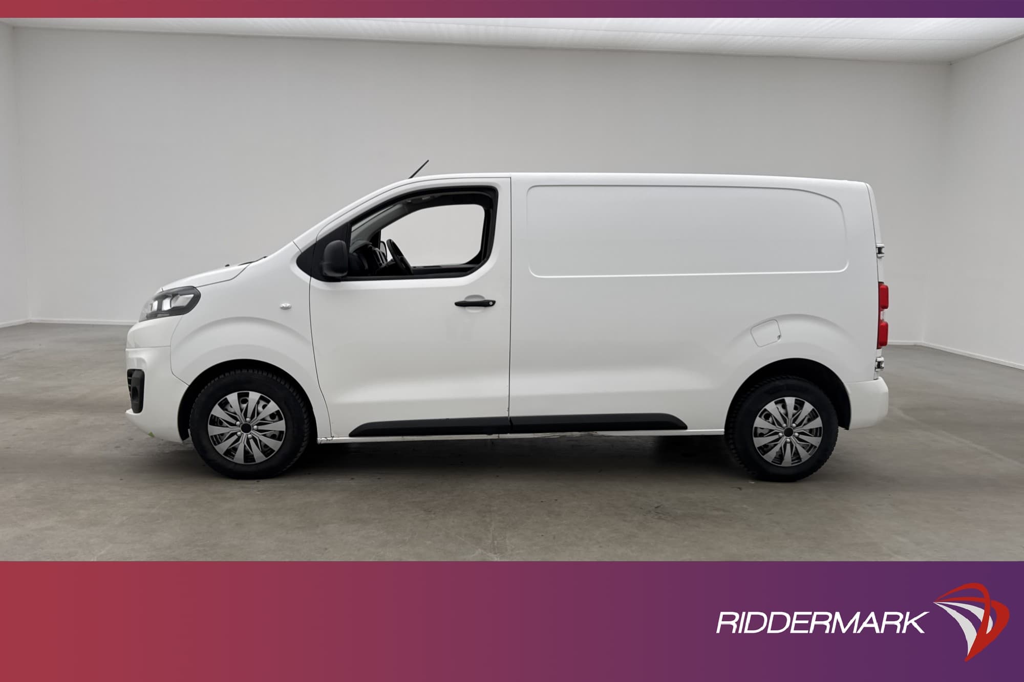 Citroën Jumpy L2 2.0HDi Ny-Kamrem Värmare Dragkrok PDC V-Inr