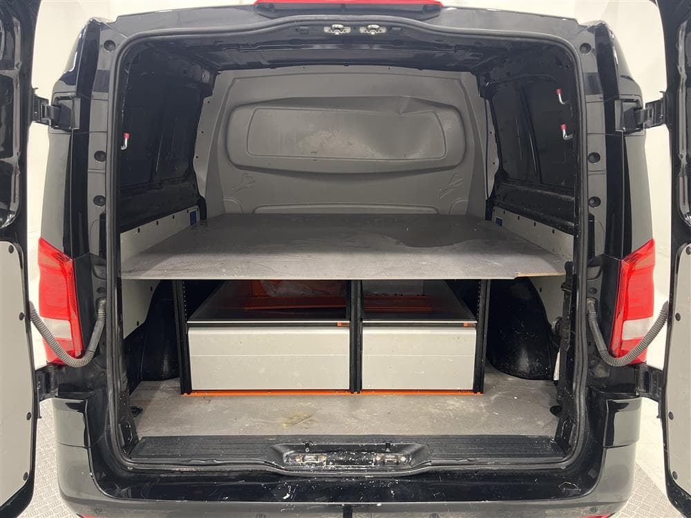 Mercedes-Benz Vito Mixto Aut 190hk Edt.1 Xlång Värmare Moms interiör