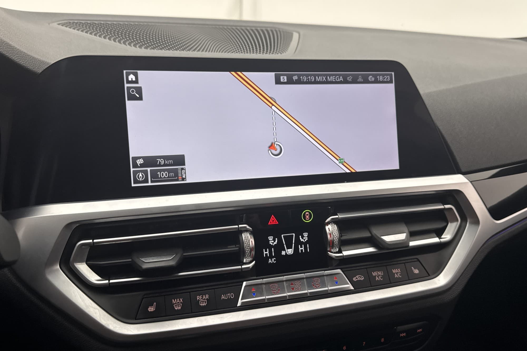 BMW 320 d xDrive 190hk Sport line Navi Rattvärme Drag PDC