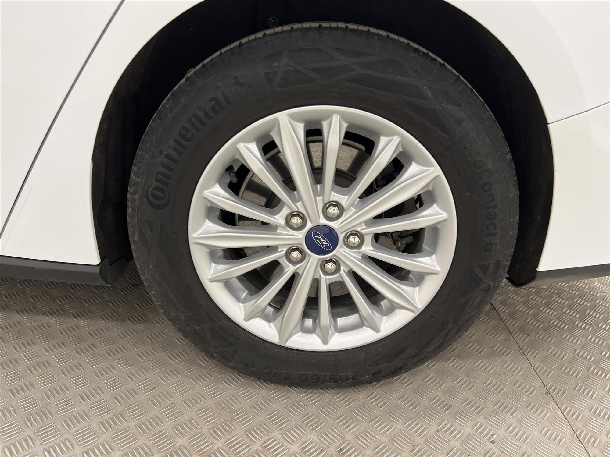 Ford Focus 1.0 125hk Dragkrok Keyless 492kr Skatt 0,43L/mil
