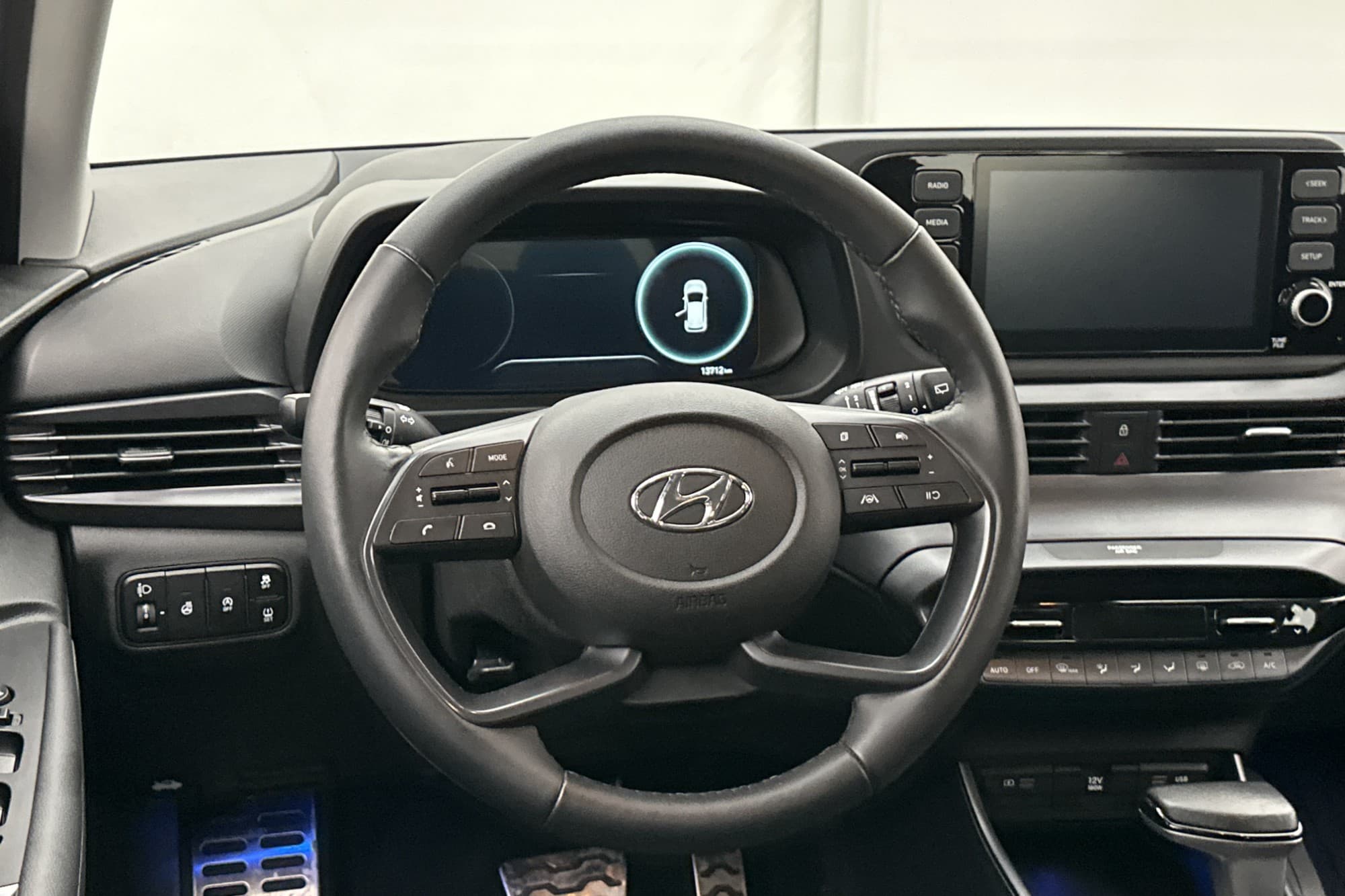 Hyundai Bayon T-GDI 100hk Essential Kamera CarPlay Värmare
