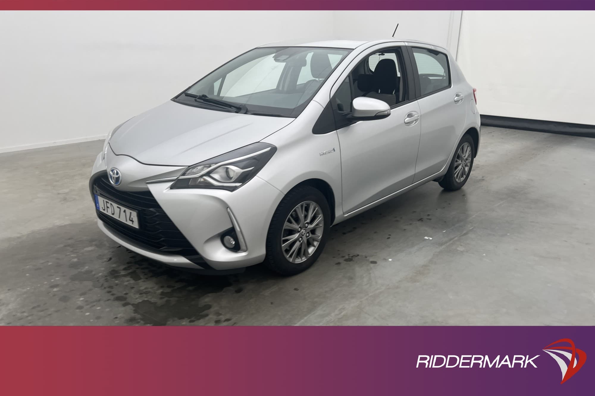 Toyota Yaris Hybrid 101hk