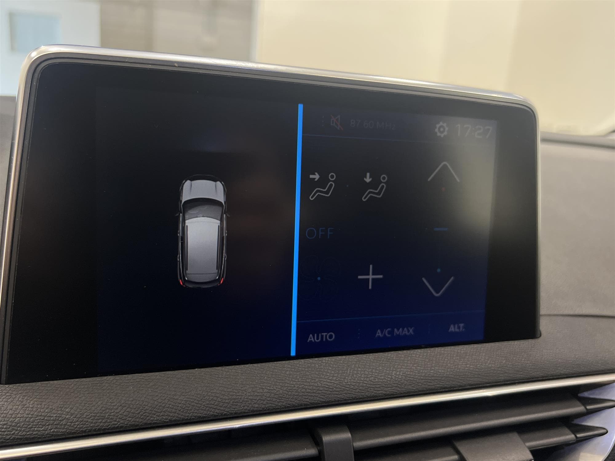 Peugeot 3008 1.6 120hk M&K-Värmare Drag i-Cockpit Ny Kamrem