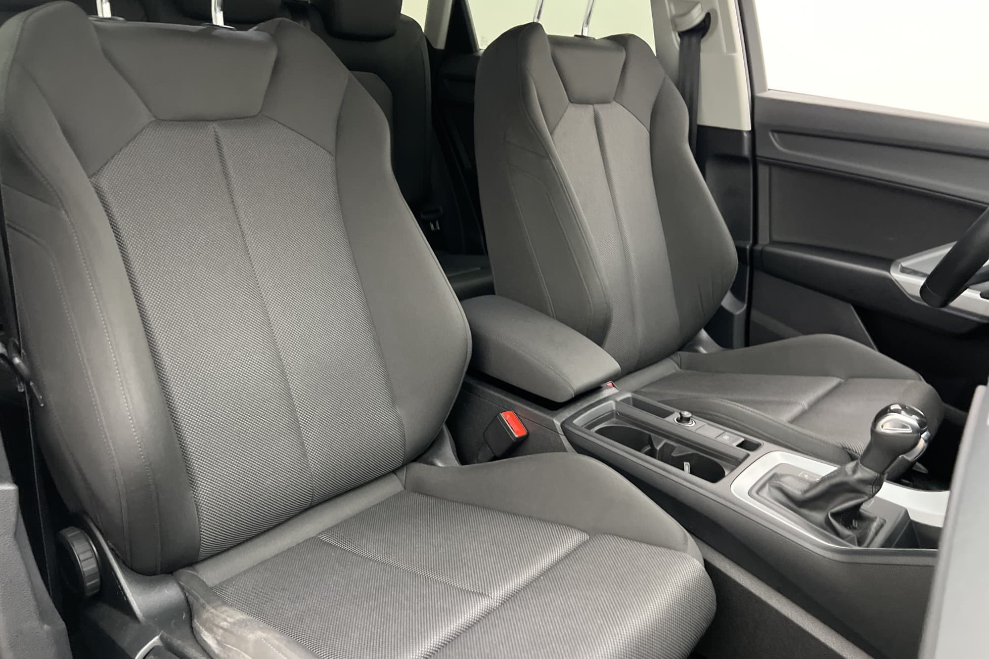 Audi Q3 35 TFSI 150hk Proline Advanced Cockpit Navi Sensorer