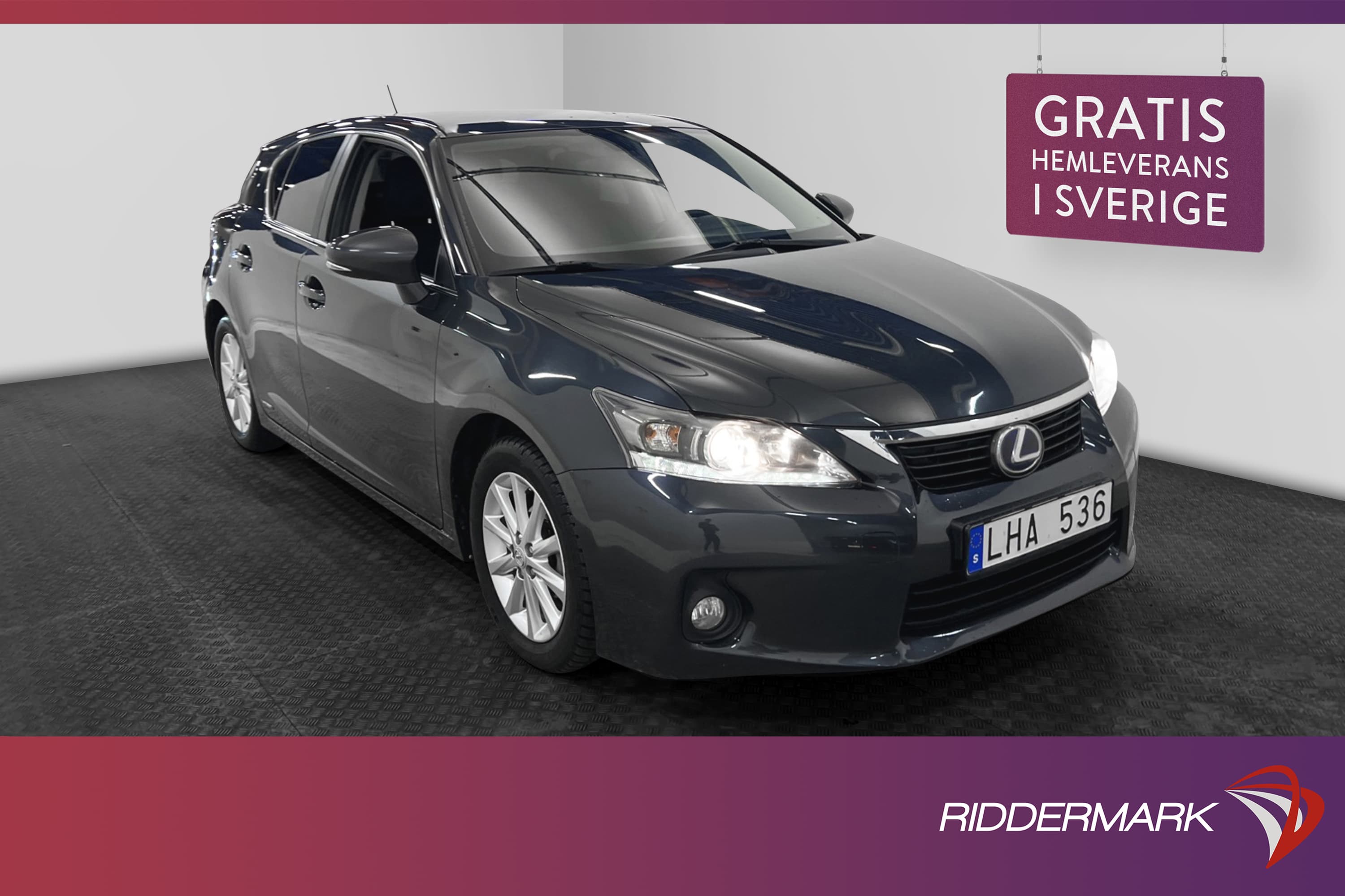 Lexus CT 200h 1.8 CVT 136hk
