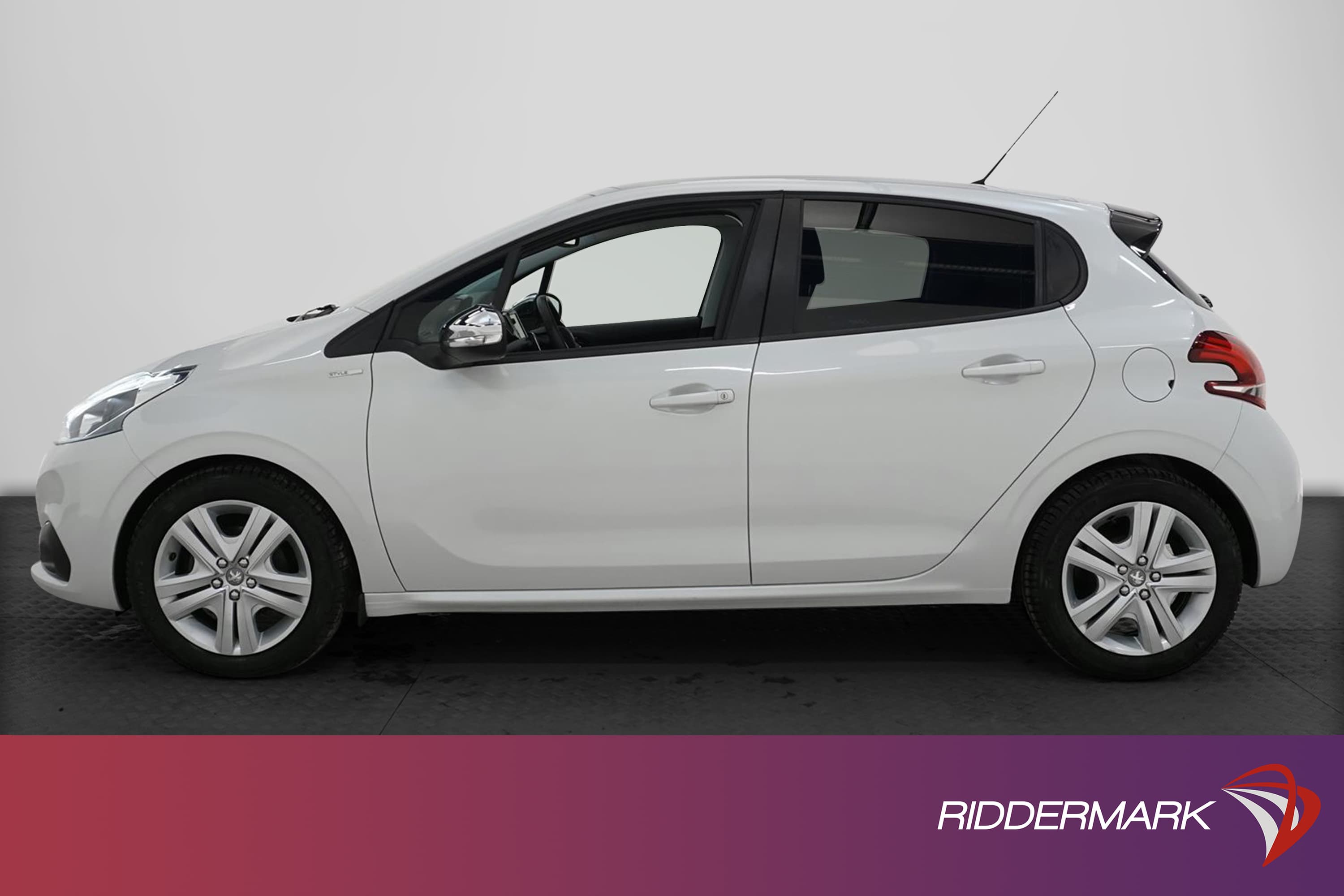 Peugeot 208 1.2 VTi 82hk