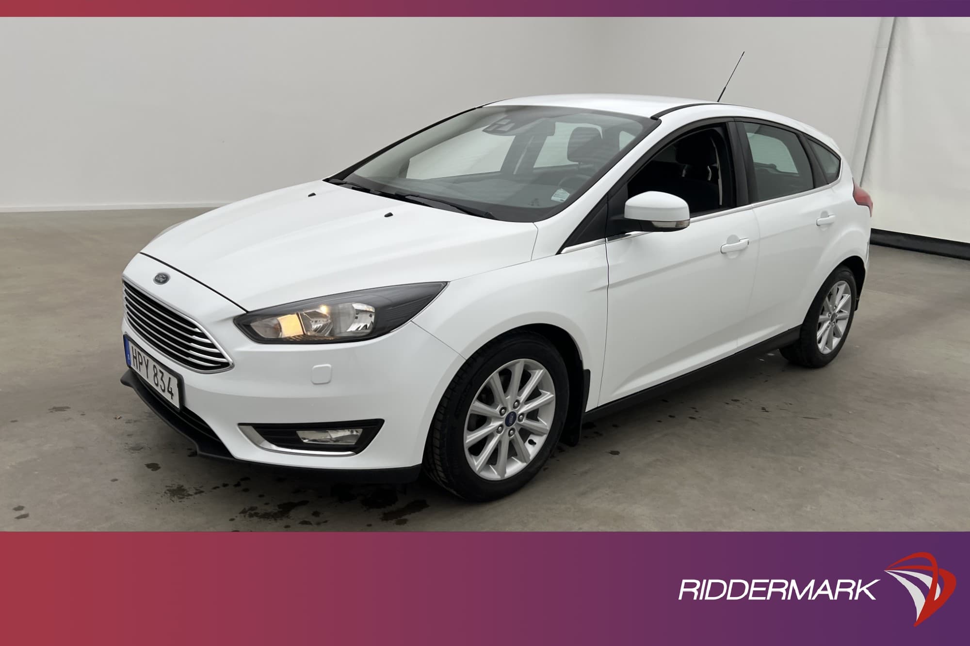 Ford Focus 1.5 95hk Titanium P-Sensorer Dragkrok Keyless