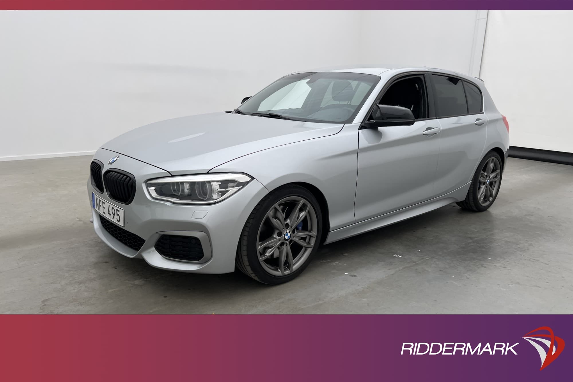 BMW M135i xDrive 326hk Harman/Kardon P-Sensorer