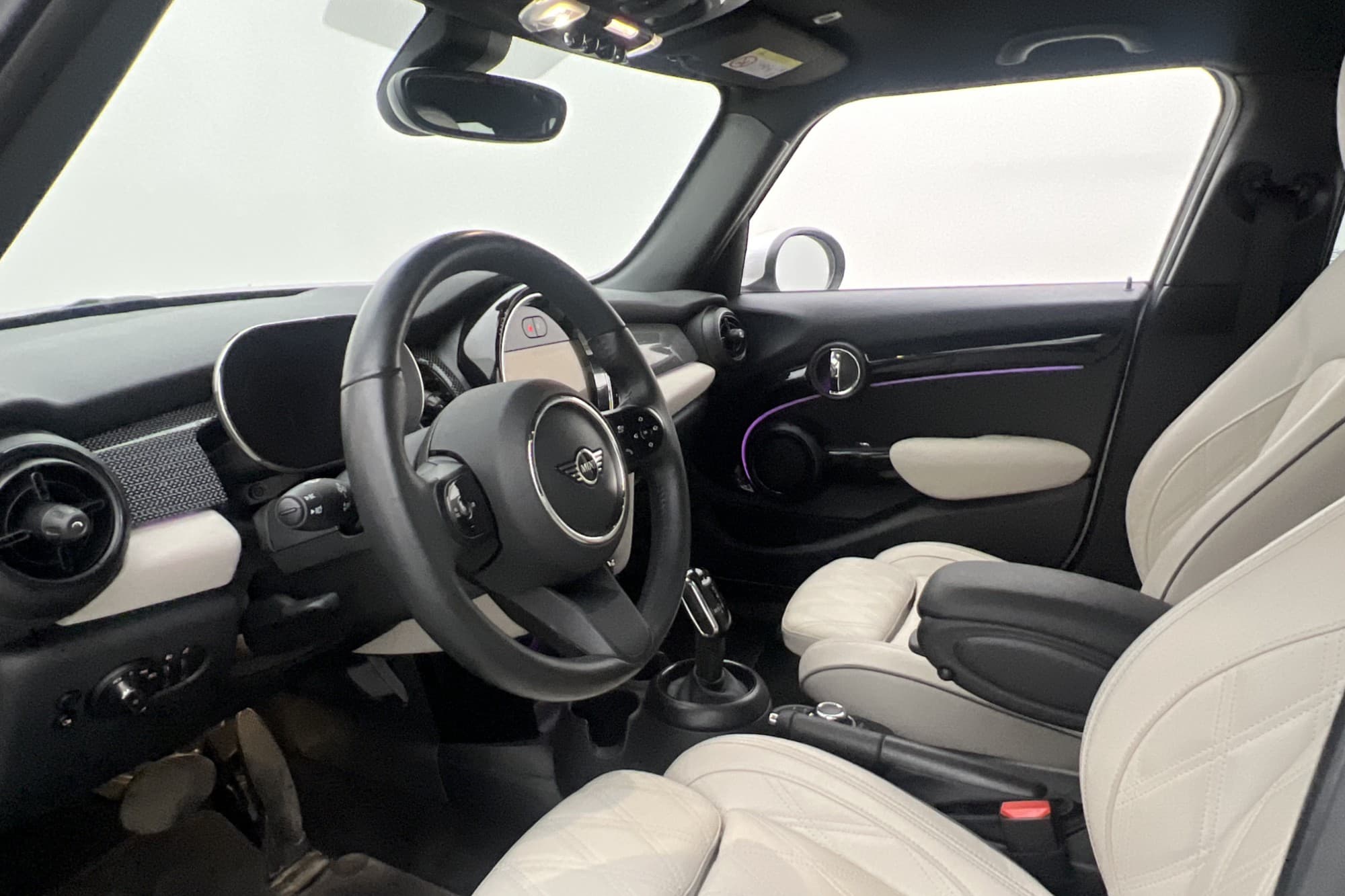 MINI Cooper 5dr 136hk Experience  Navi P-Senso Skinn B-Kam
