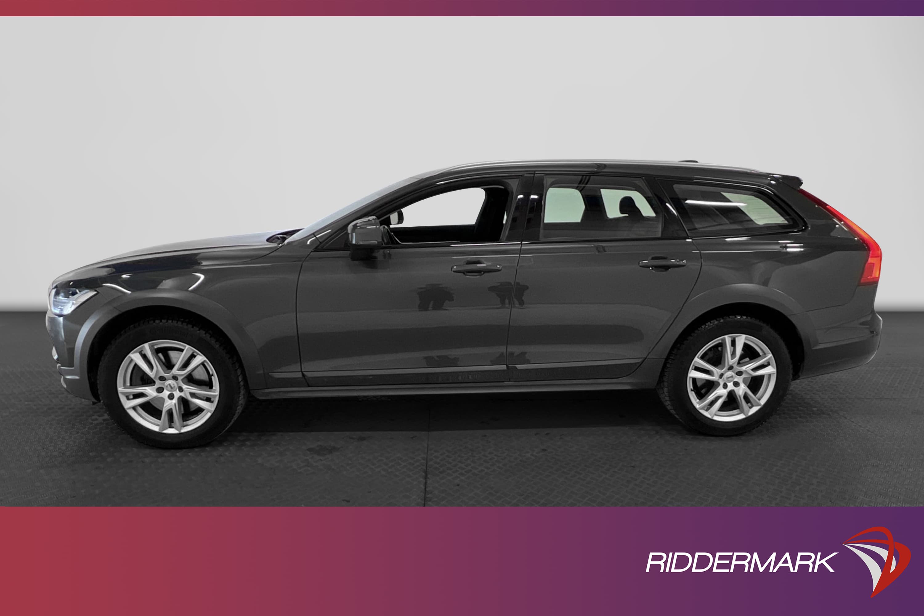 Volvo V90 Cross Country D4 AWD