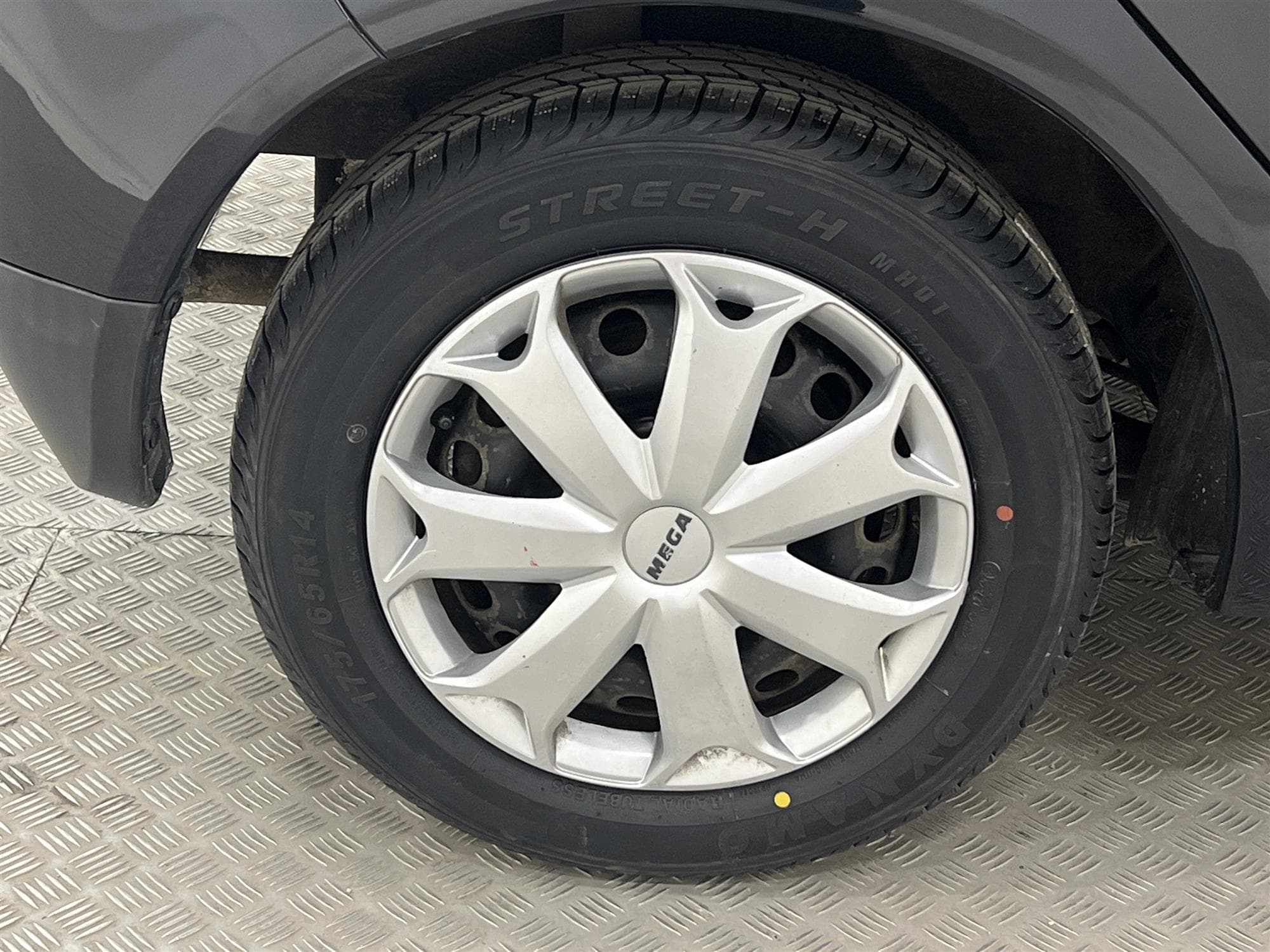 Mitsubishi Colt 1.3 95hk Nyservad 536kr Skatt 0,44L/mil