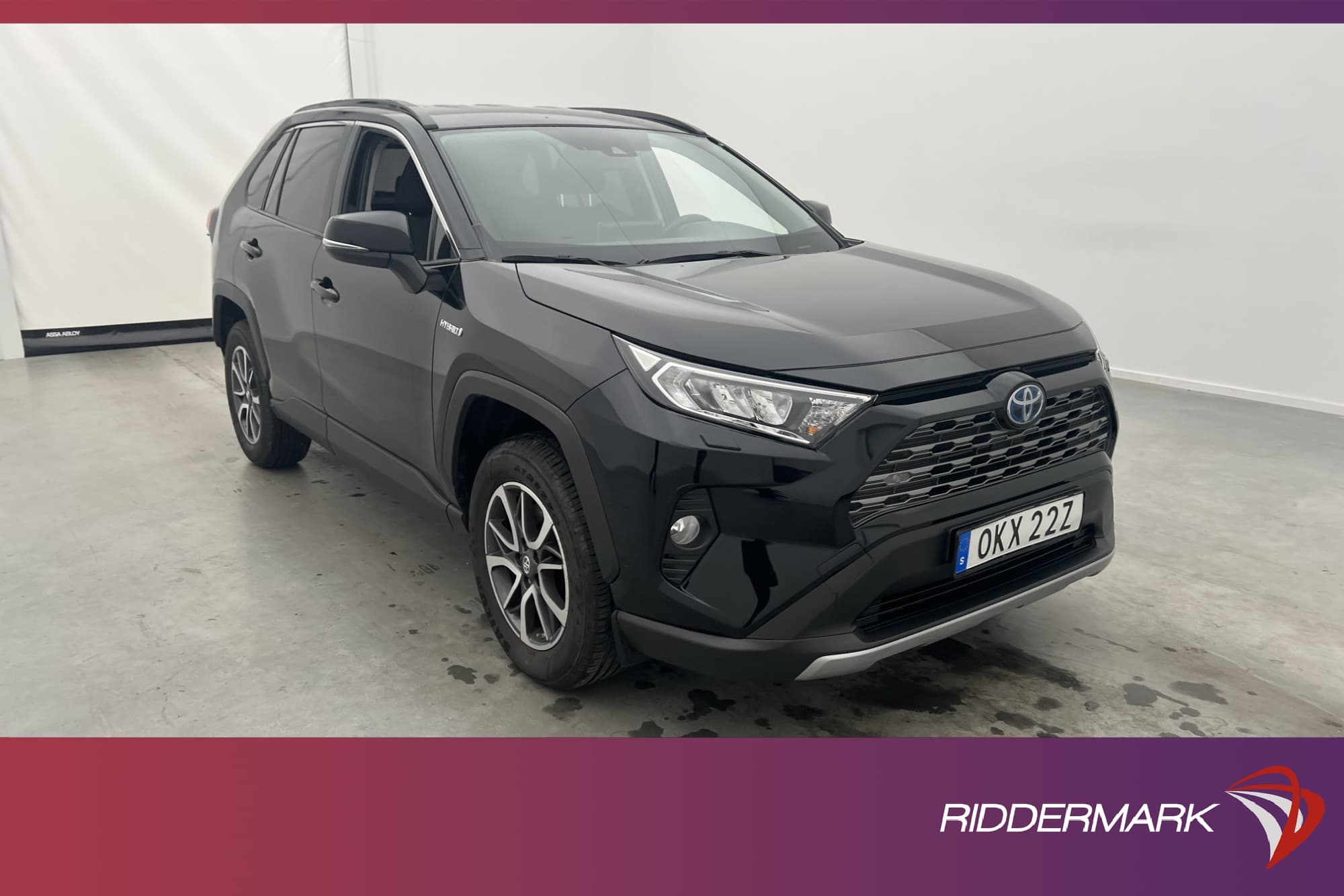 Toyota RAV4 Hybrid AWD 222hk