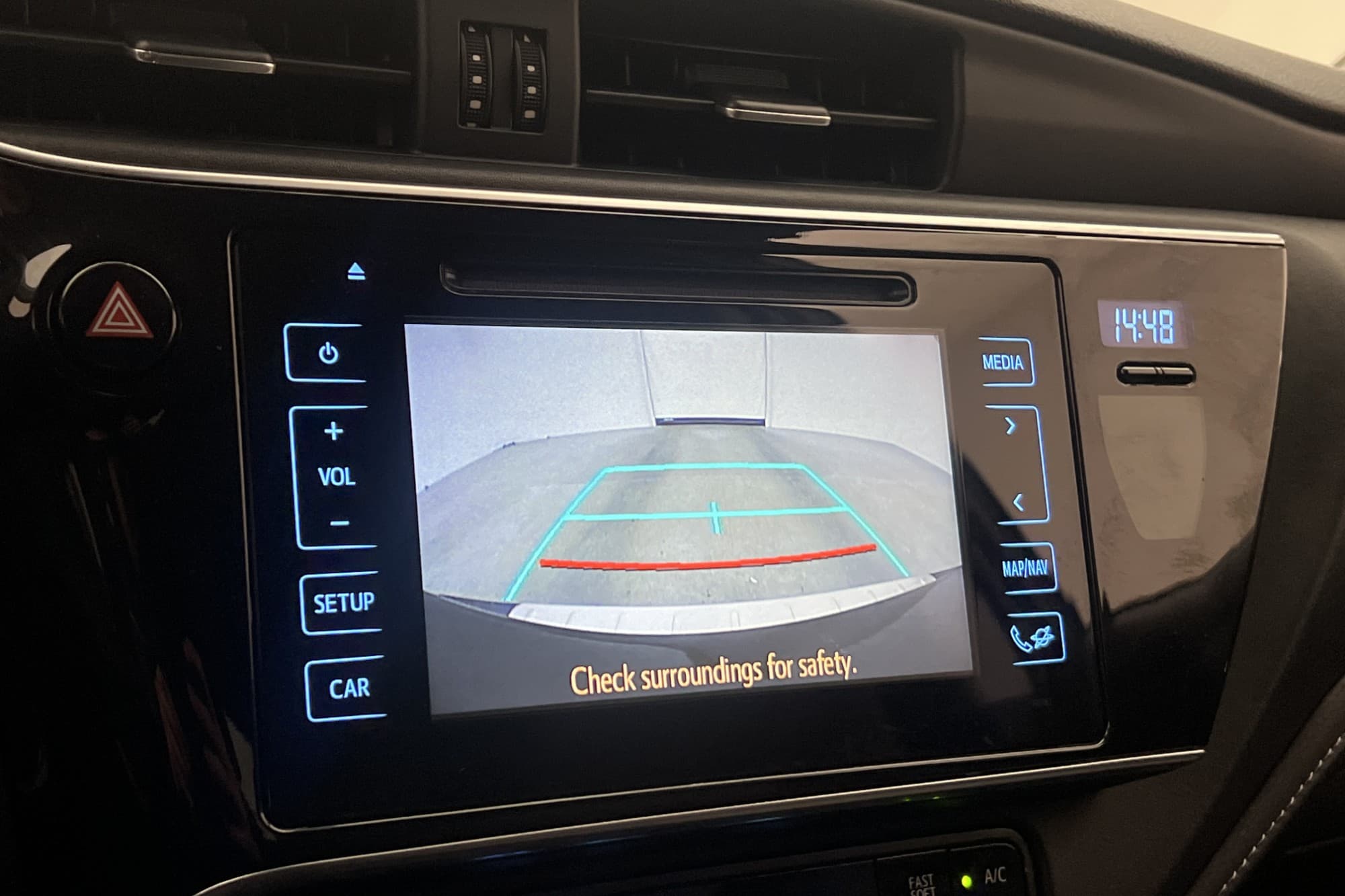 Toyota Auris Hybrid e-CVT 136hk Kamera Farthållare PDC
