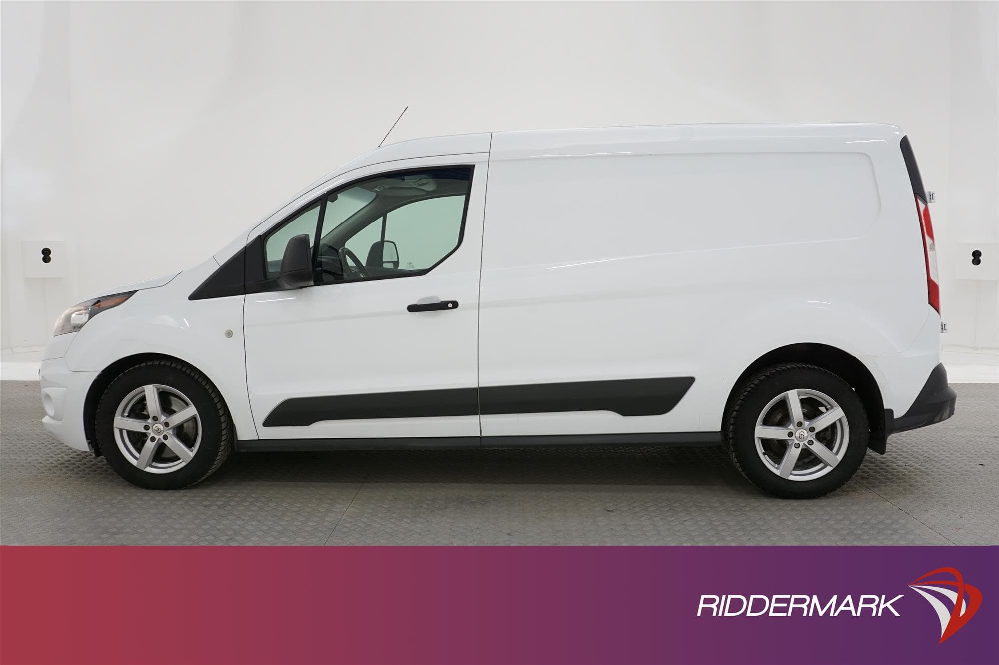 Ford Transit Connect Automat 120hk LWB PDC Drag Värmare