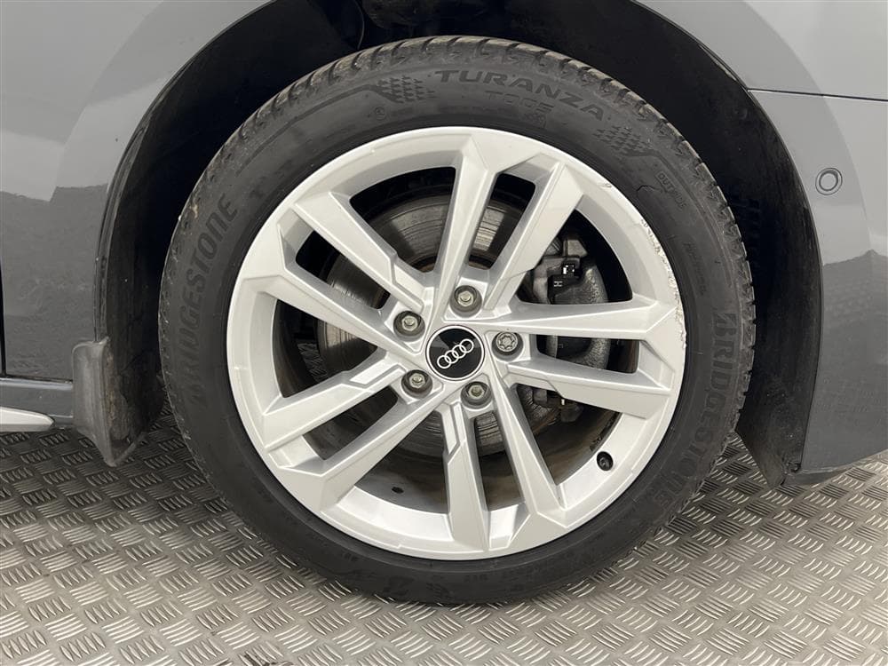 Audi A3 Sportback 35 TFSI 150hk Cockpit Drag 0,48l/milinteriör