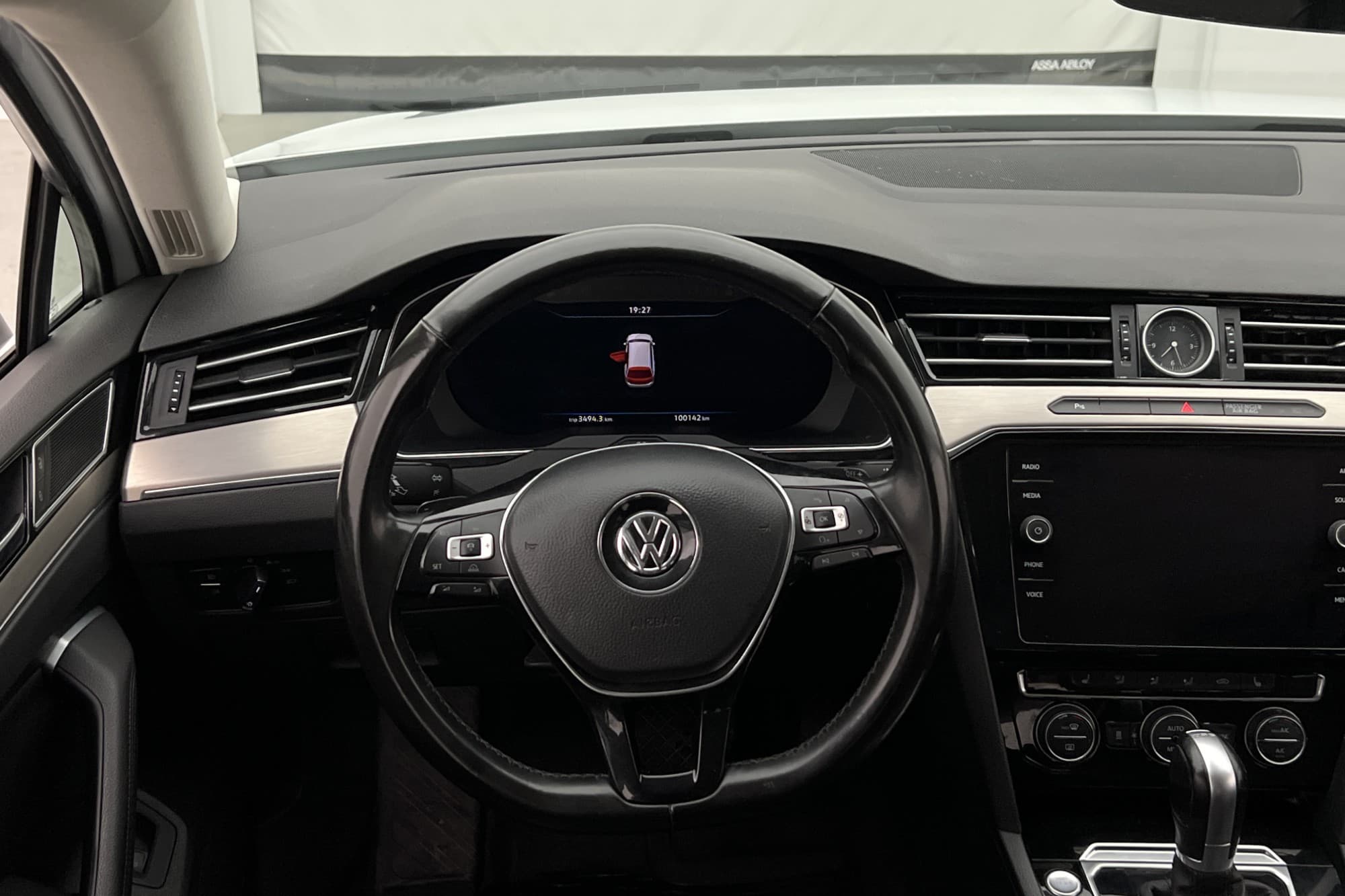 Volkswagen Passat 2.0 TDI R Line Cockpit Dragkrok Värmare