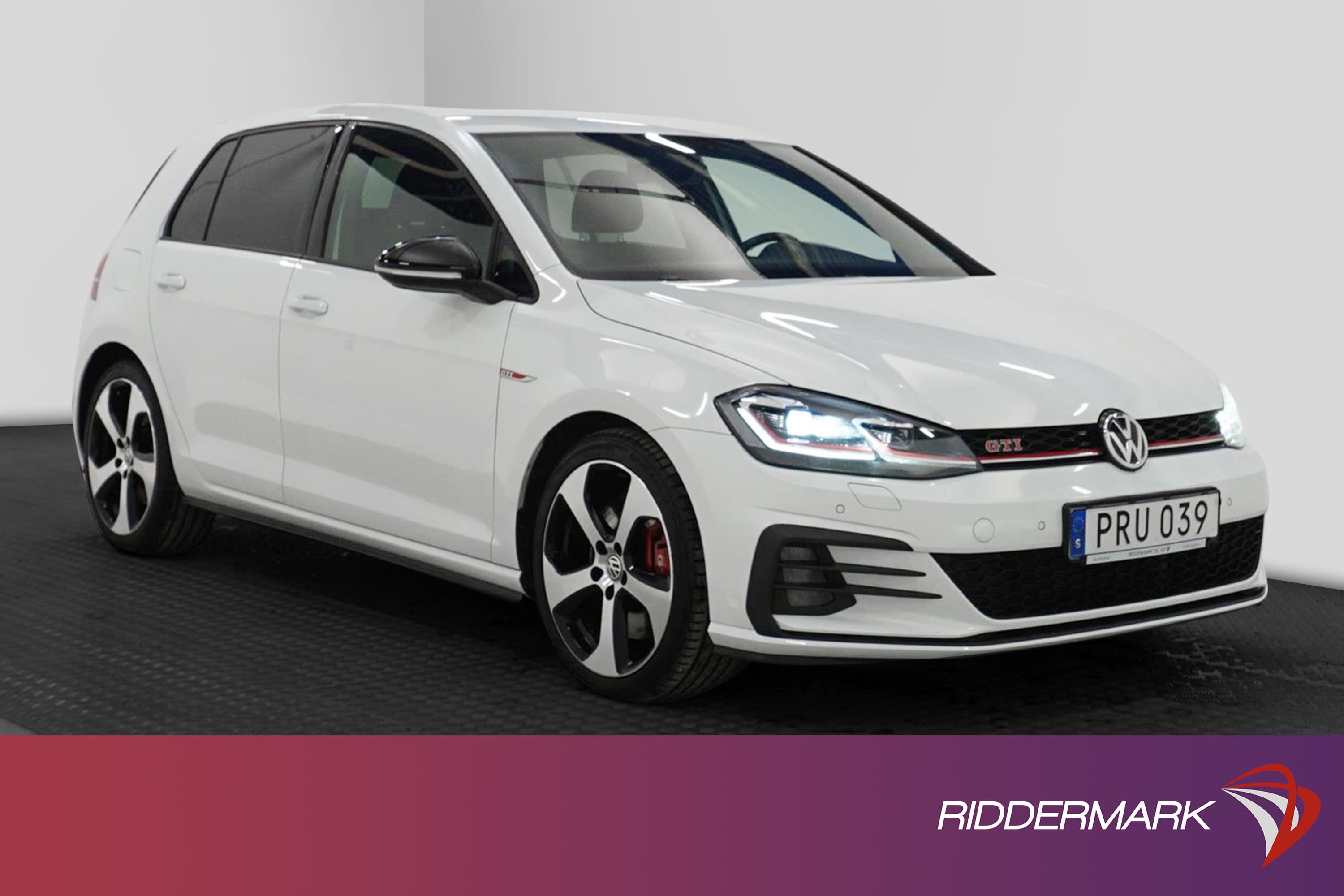 Volkswagen Golf GTI Performance DSG 245hk Kamera Active info