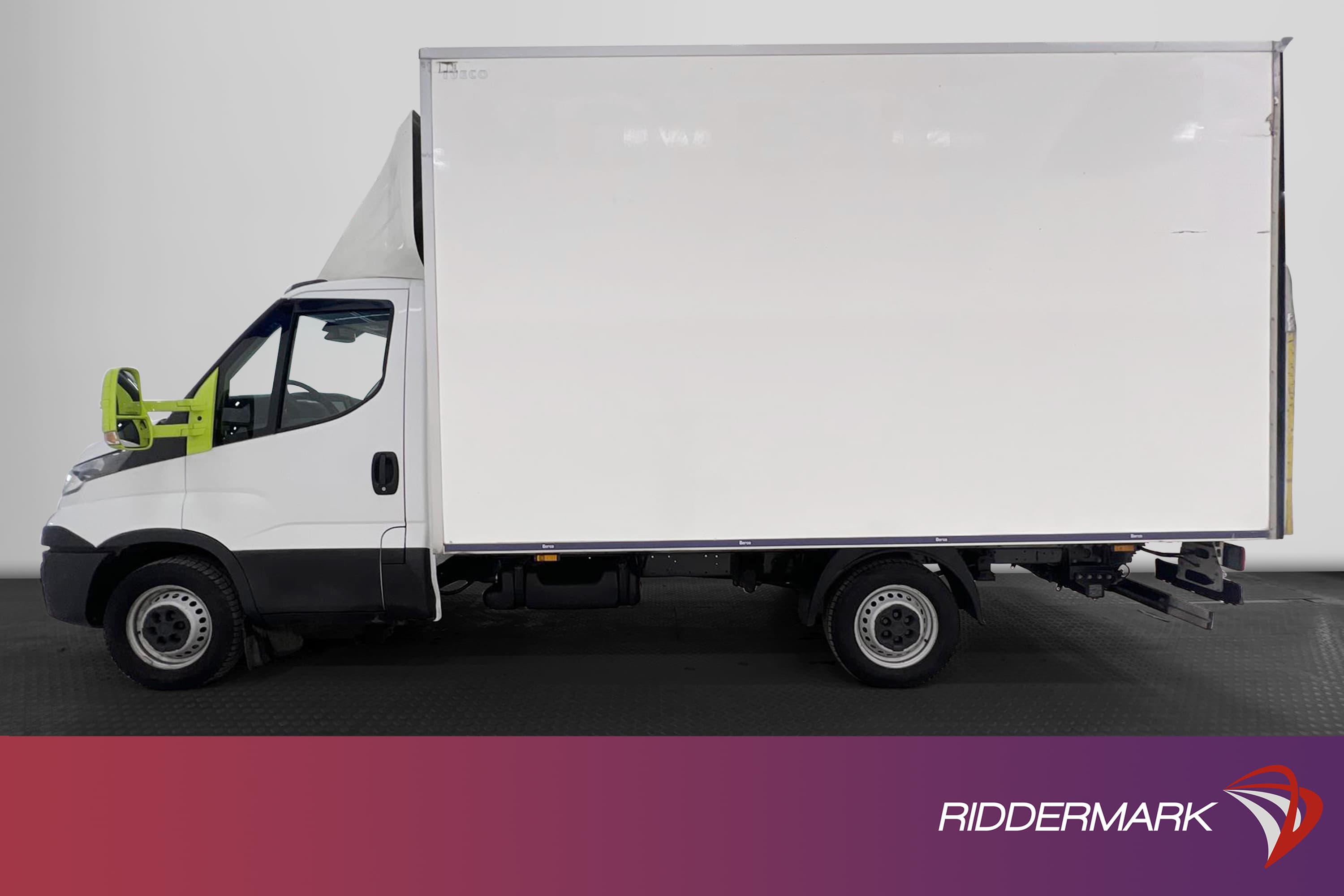 Iveco Daily 2.3JTD Automat Värmare Bakgavellyft Moms