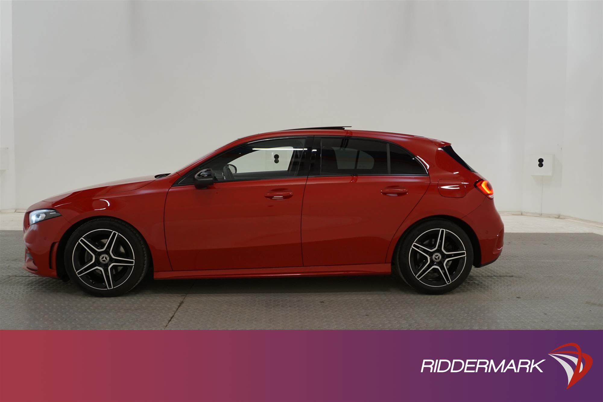 Mercedes-Benz A 200 7G-DCT 163 hk
