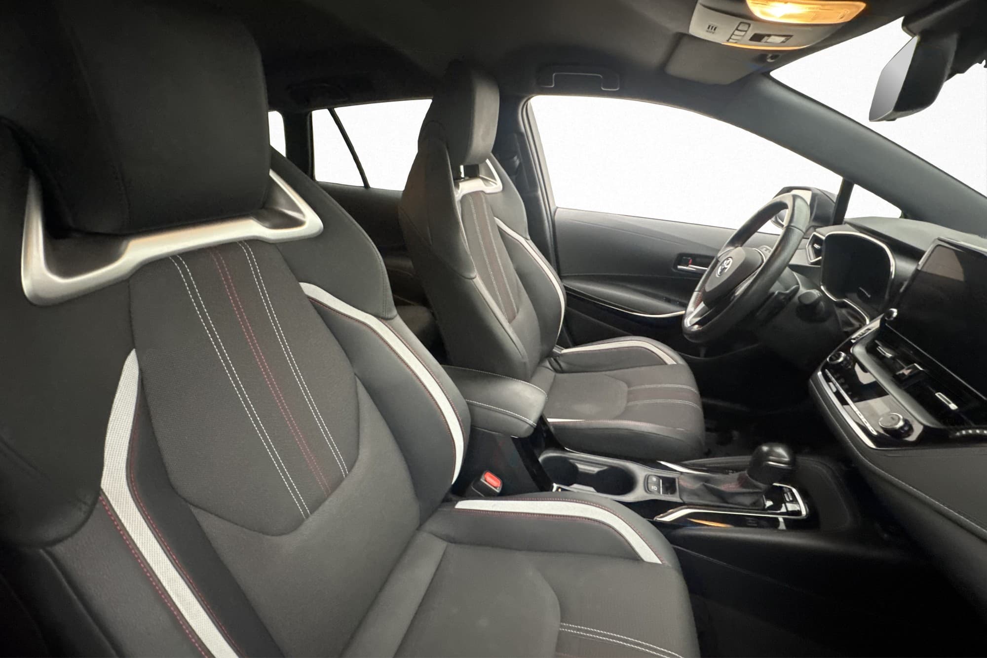 Toyota Corolla TS Hybrid 184hk GR Sport Kamera Rattvärme