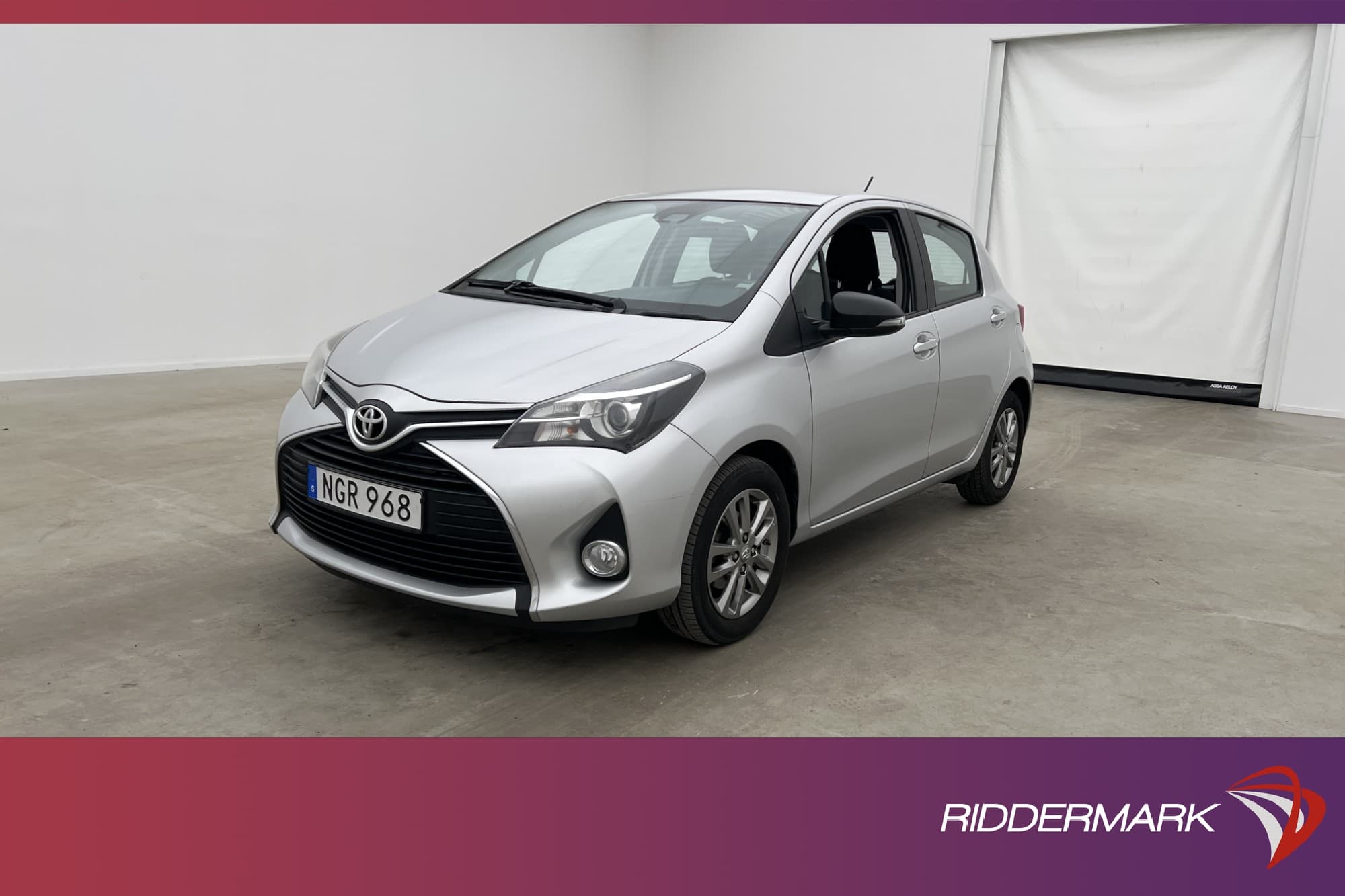 Toyota Yaris 99hk Active Kamera Farthållare Bluetooth