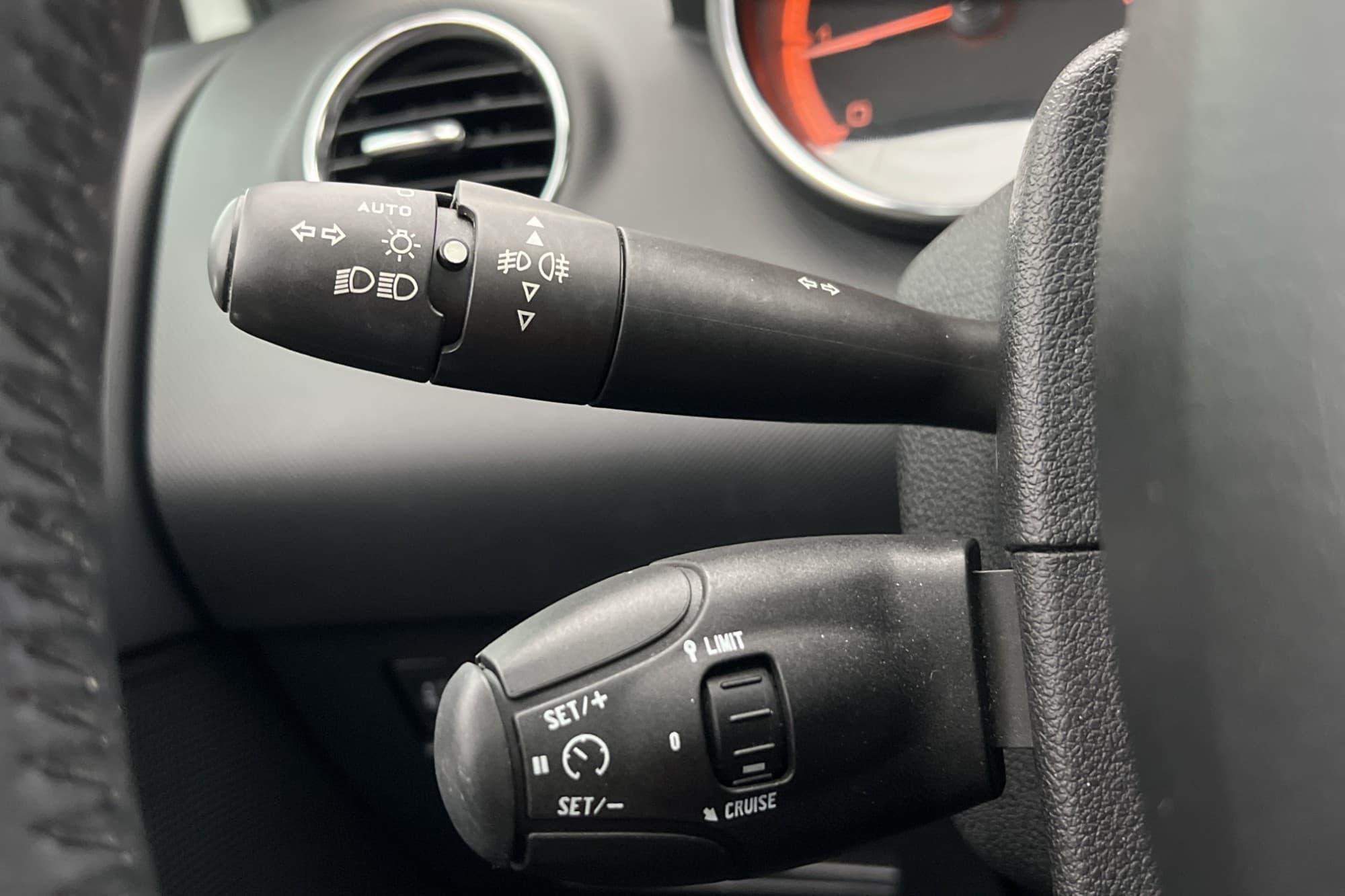 Peugeot 308 1.6 VTi Panorama P-Sensorer 2-Zons Få Brukare