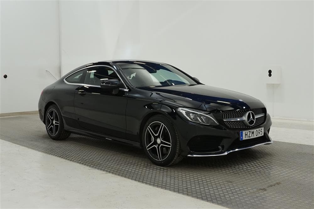 Mercedes C 300 Coupé 245hk AMG Pano B-kam Sportavg 0,63l/milexteriör