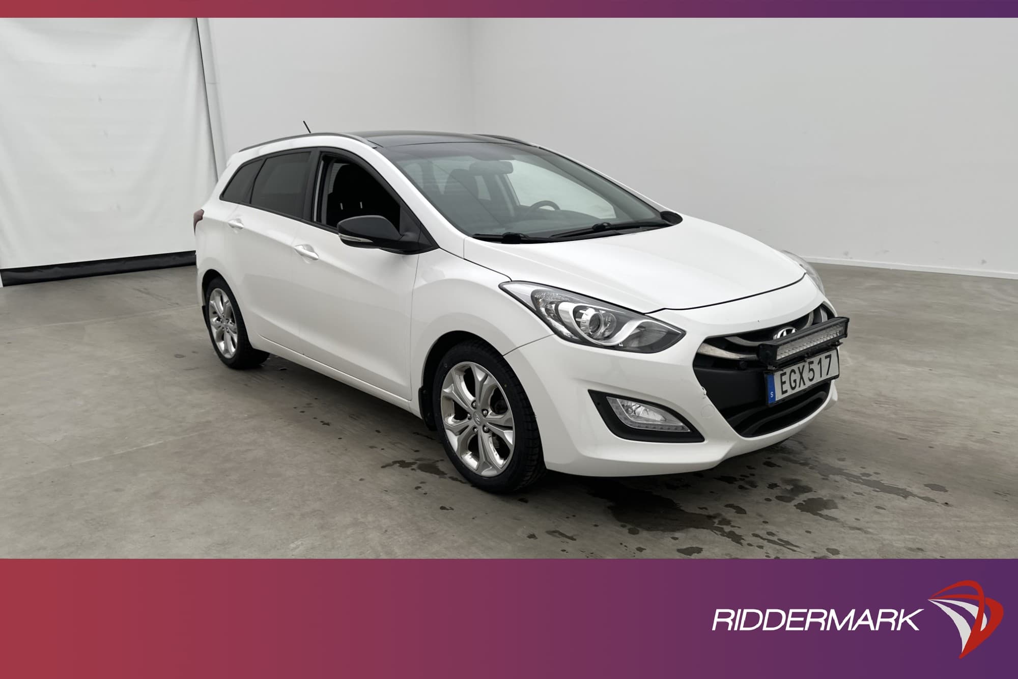 Hyundai i30 1.6 GDI 135hk
