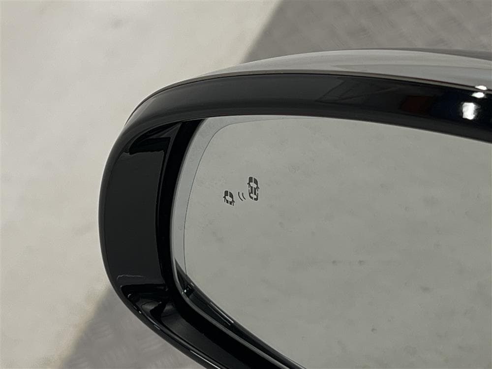 Kia Stinger AWD 370hk HUD 360° T-Lucka Navi Adaptiv interiör