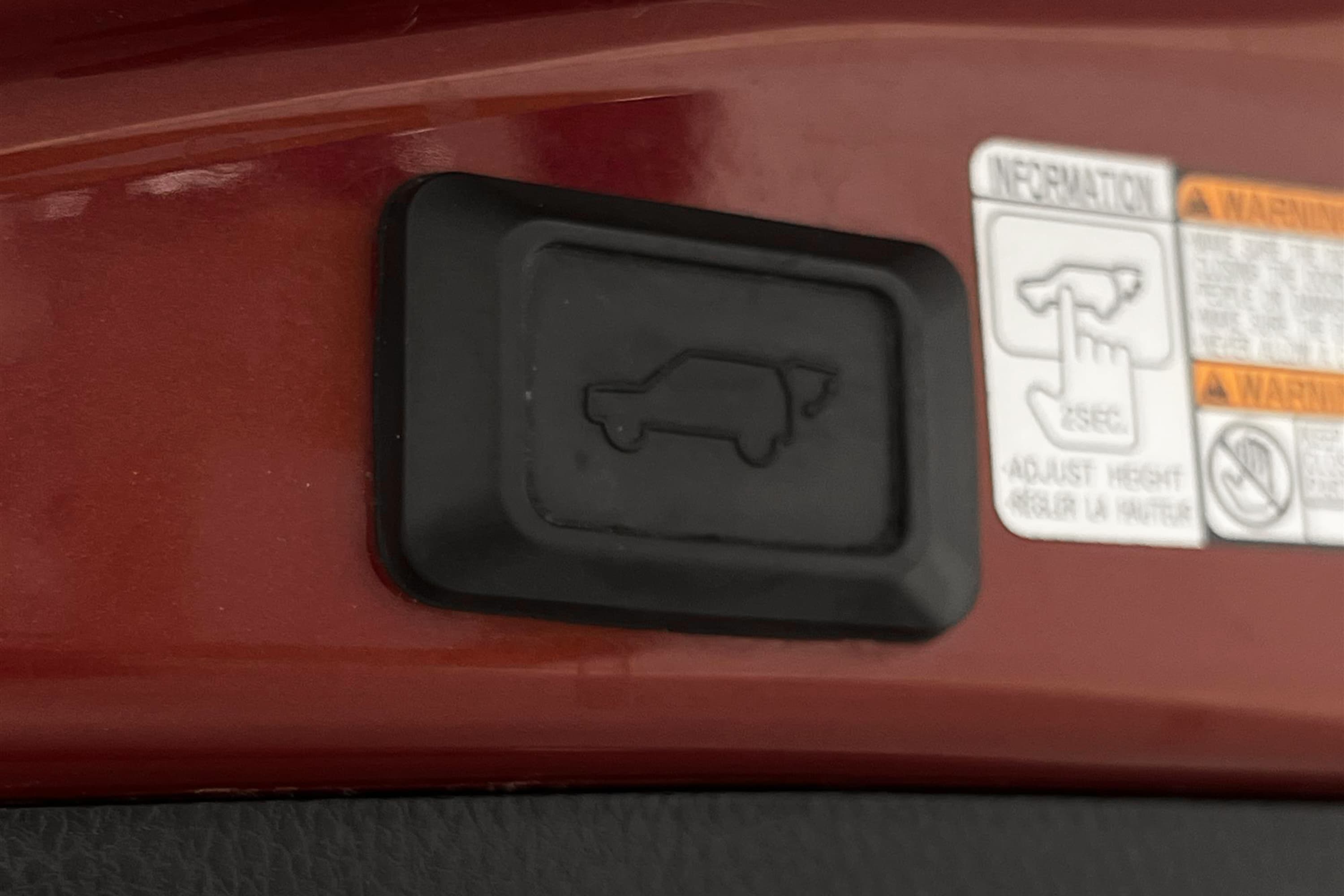 Toyota RAV4 2.5 HSD AWD 197hk 1 Brukare Navi B-Kam Keyless
