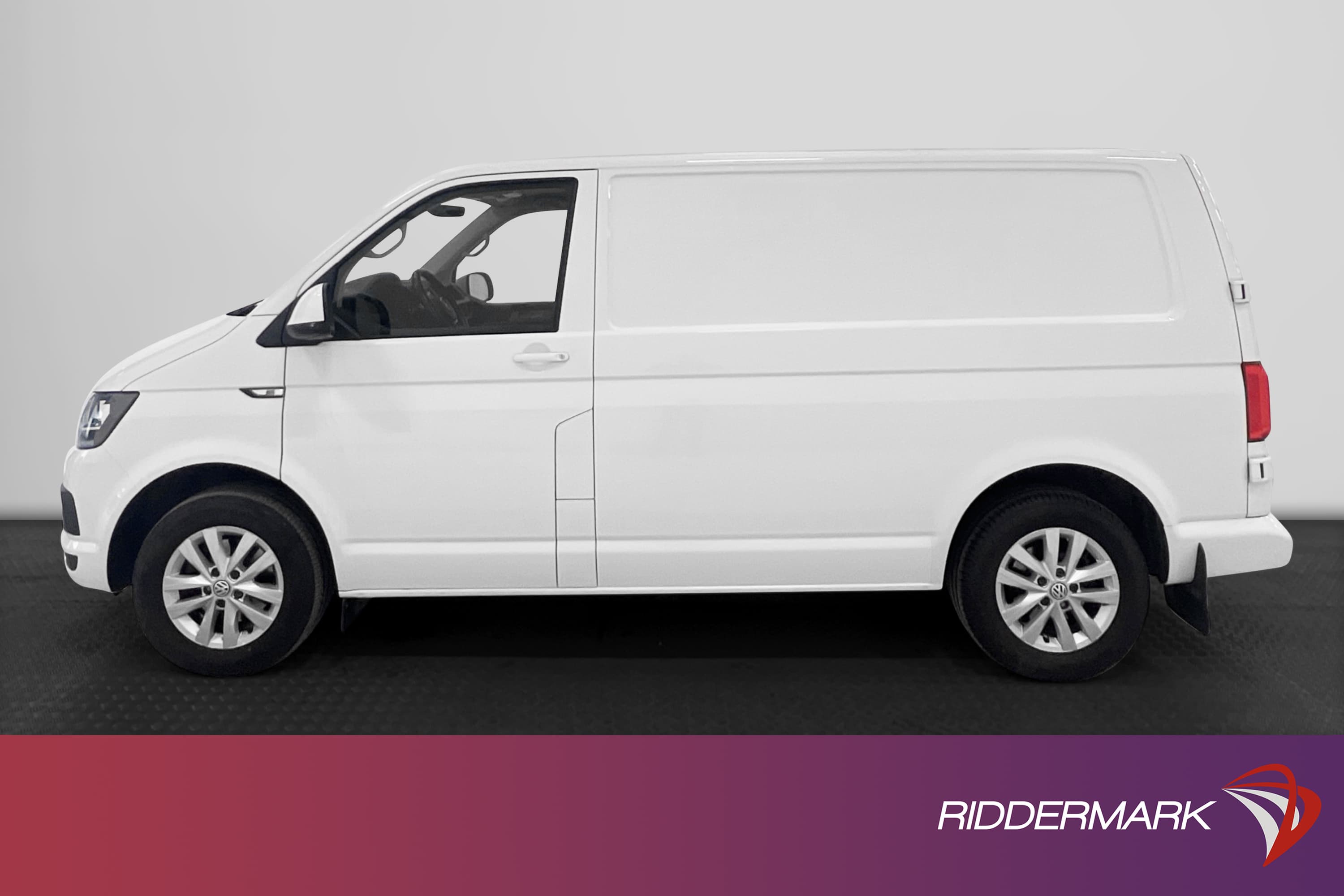 Volkswagen Transporter 2.0TDI DSG Värmare Dragkrok PDC Moms