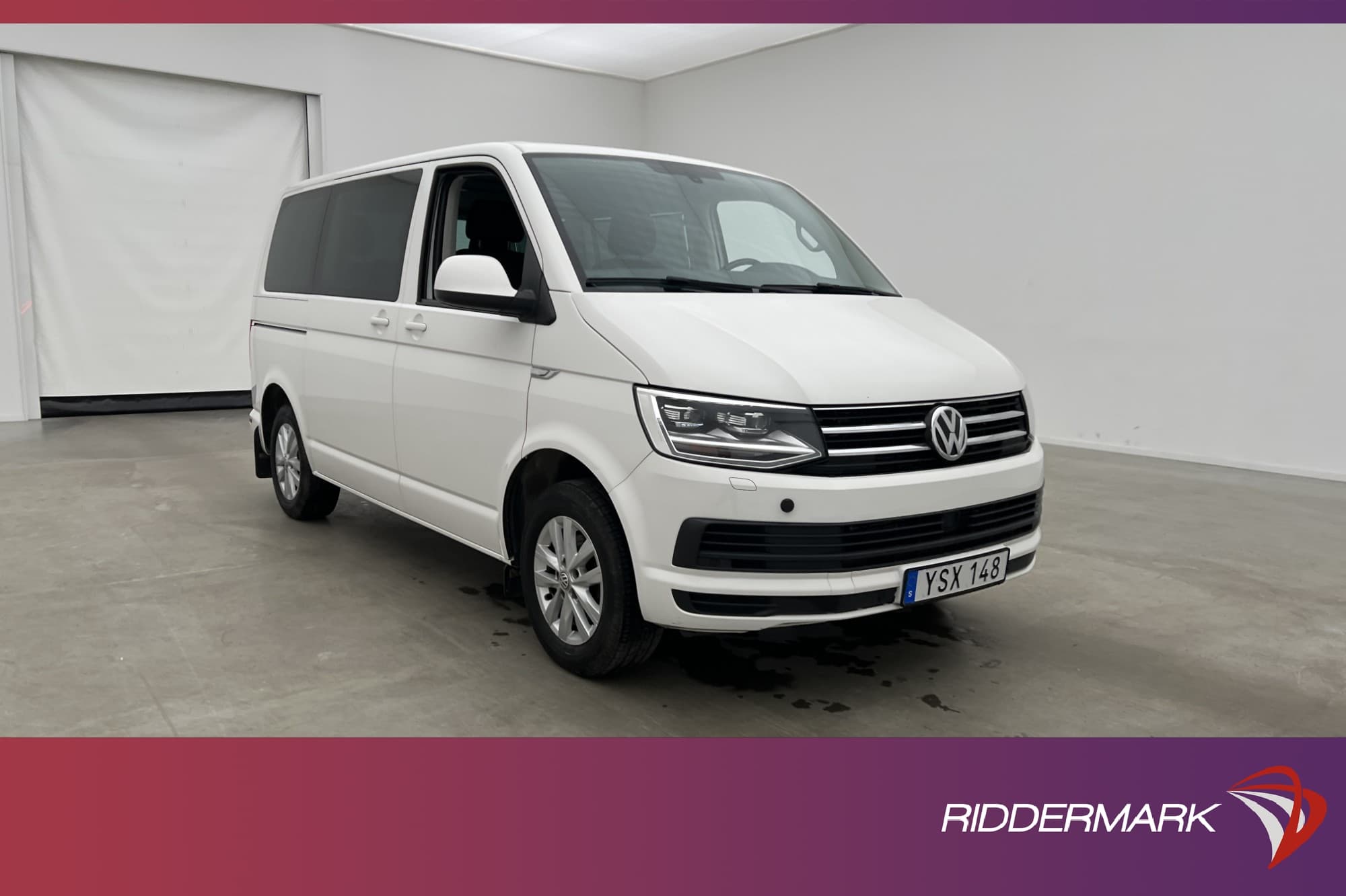 Volkswagen Multivan 2.0TSI M-Värmare Kamera Dragkrok 7-Sits