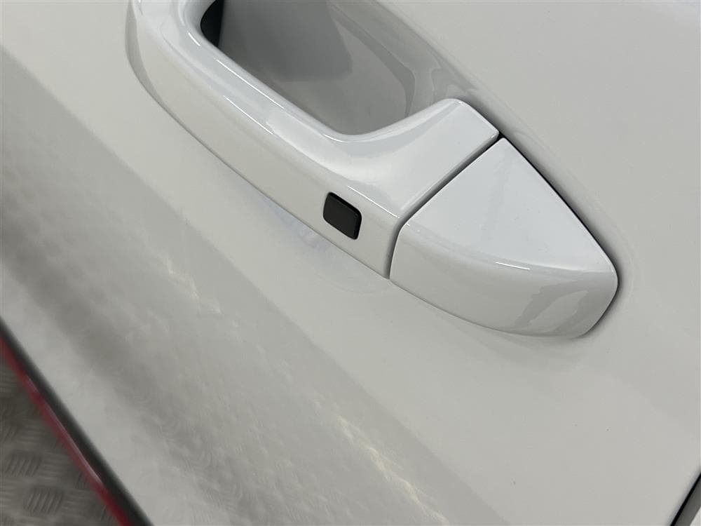 Kia ProCeed GT 1.6 T-GDi 204hk Cockpit Pano JBL Navi B-Kaminteriör