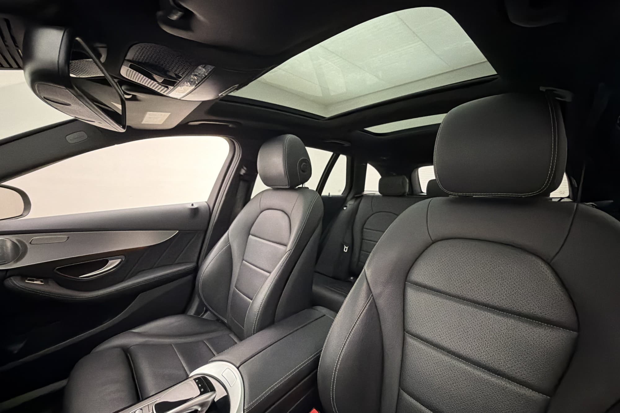 Mercedes-Benz C220 T d AMG Panorama Burmester Dragkrok