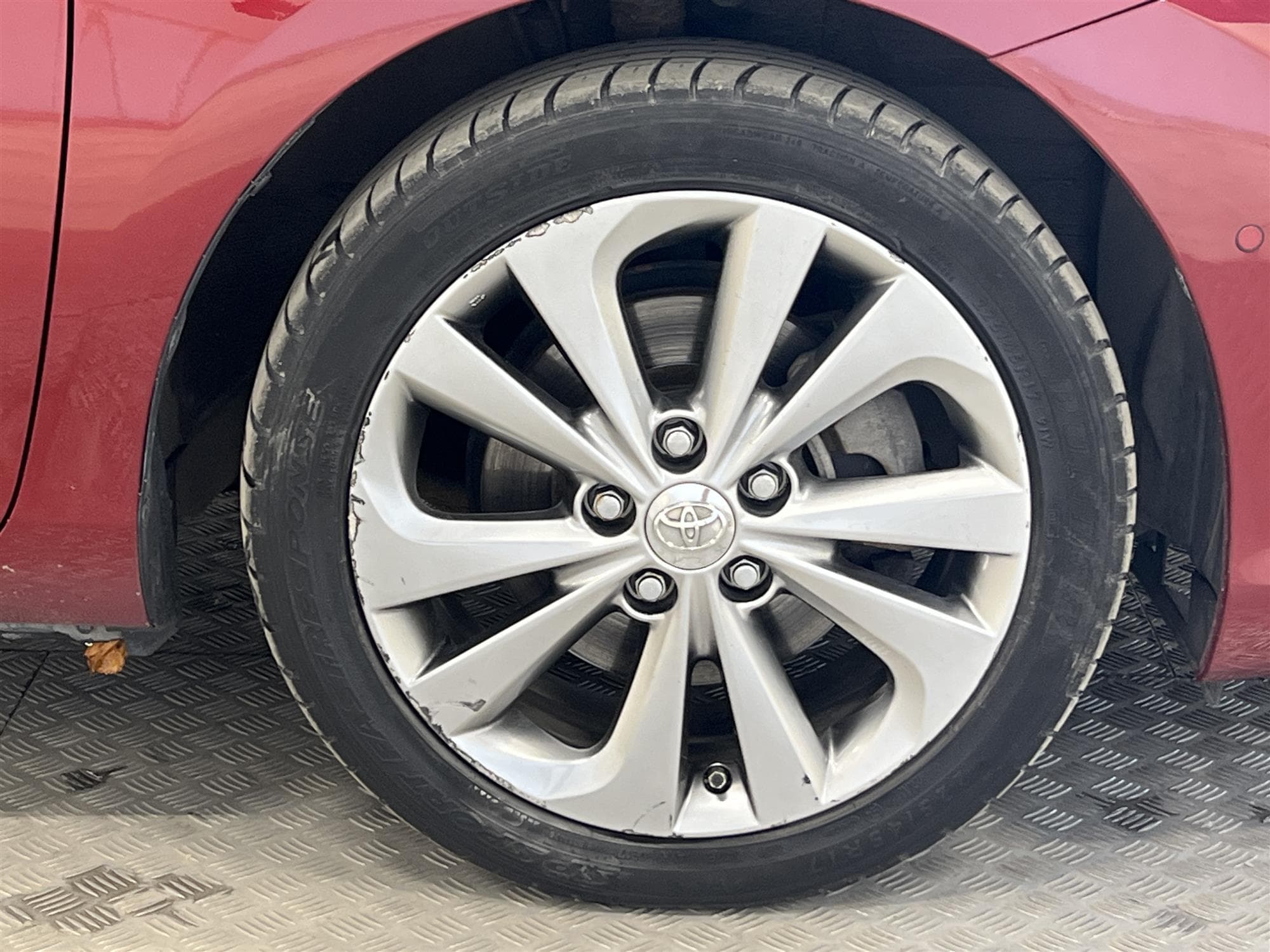 Toyota Auris TS Hybrid e-CVT 136hk 2 Brukare M&K-Värm B-Kam