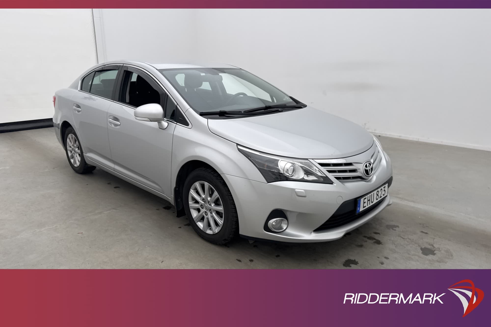 Toyota Avensis Sedan 1.8 147hk