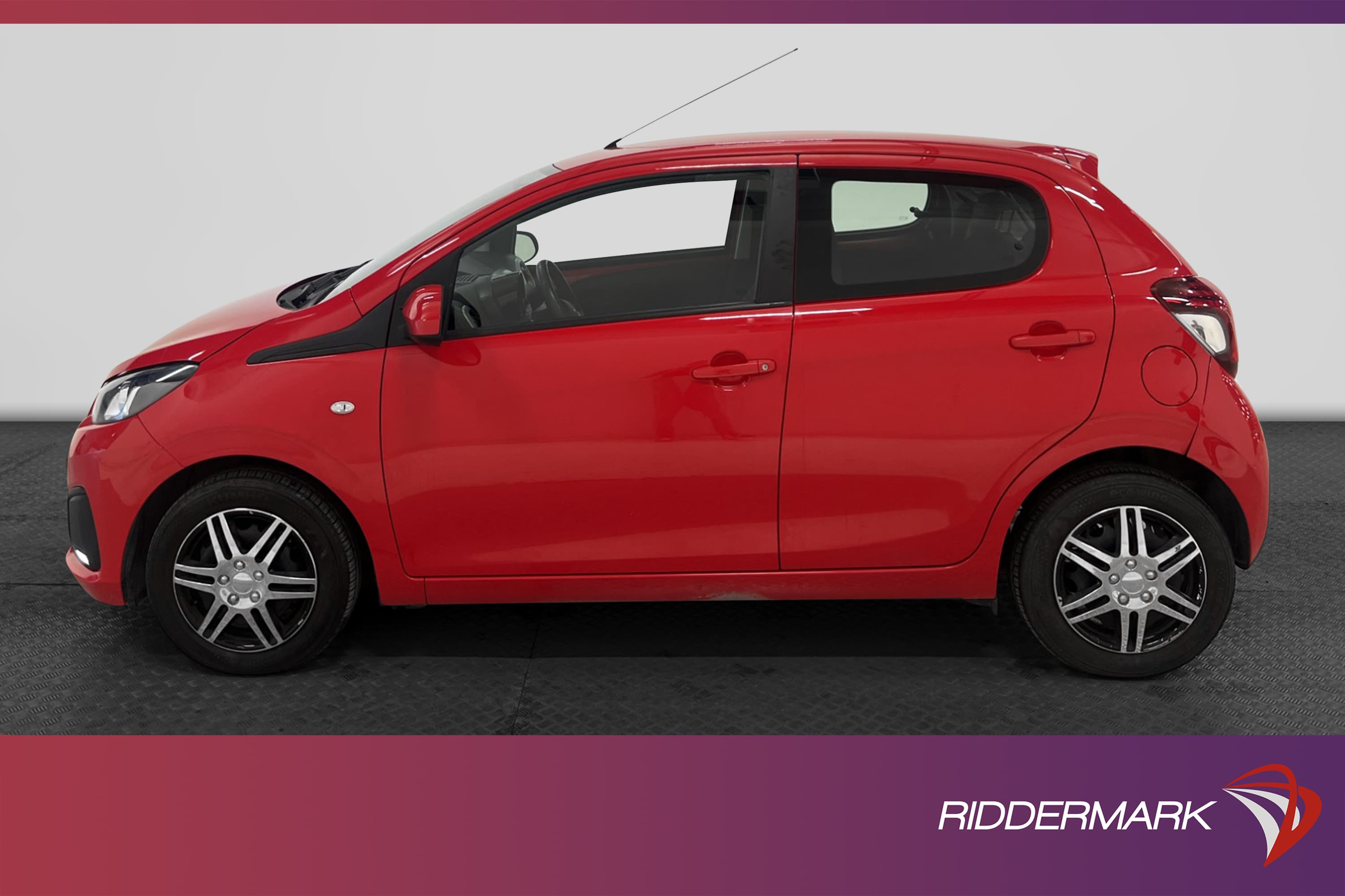 Peugeot 108 1.0 VTi 69hk