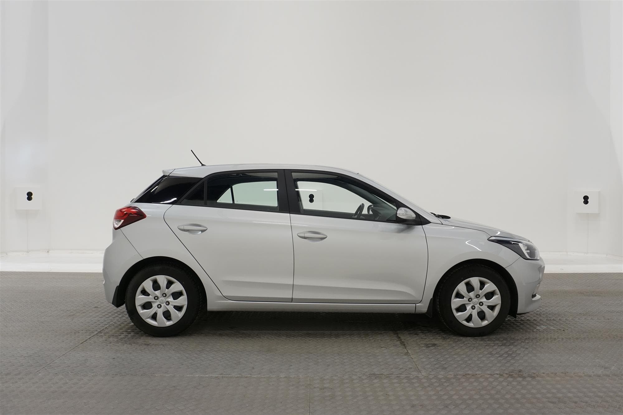 Hyundai i20 1.2 84hk 1 Brukare Rattvärme Låg Skatt 0,48L/mil