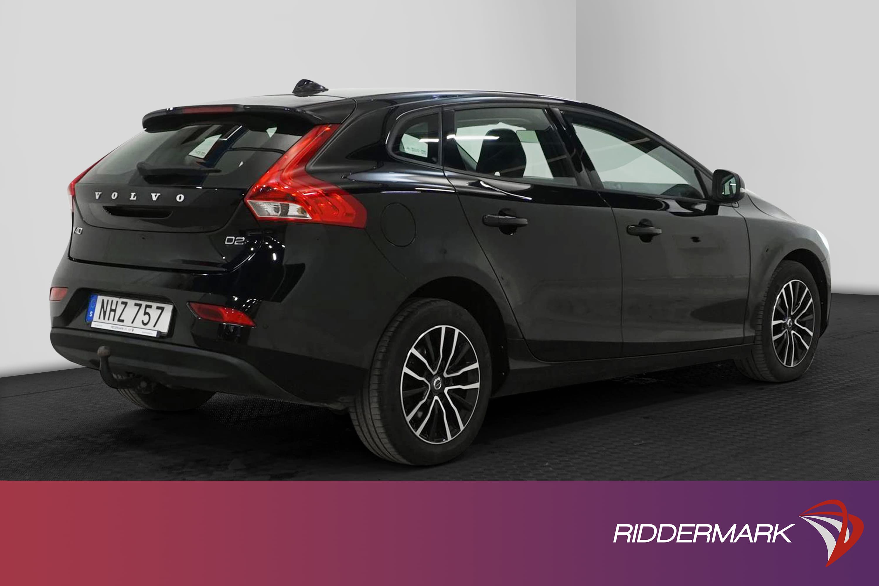 Volvo V40 D2 120hk Momentum Värmare Drag LED 0,34l/mil