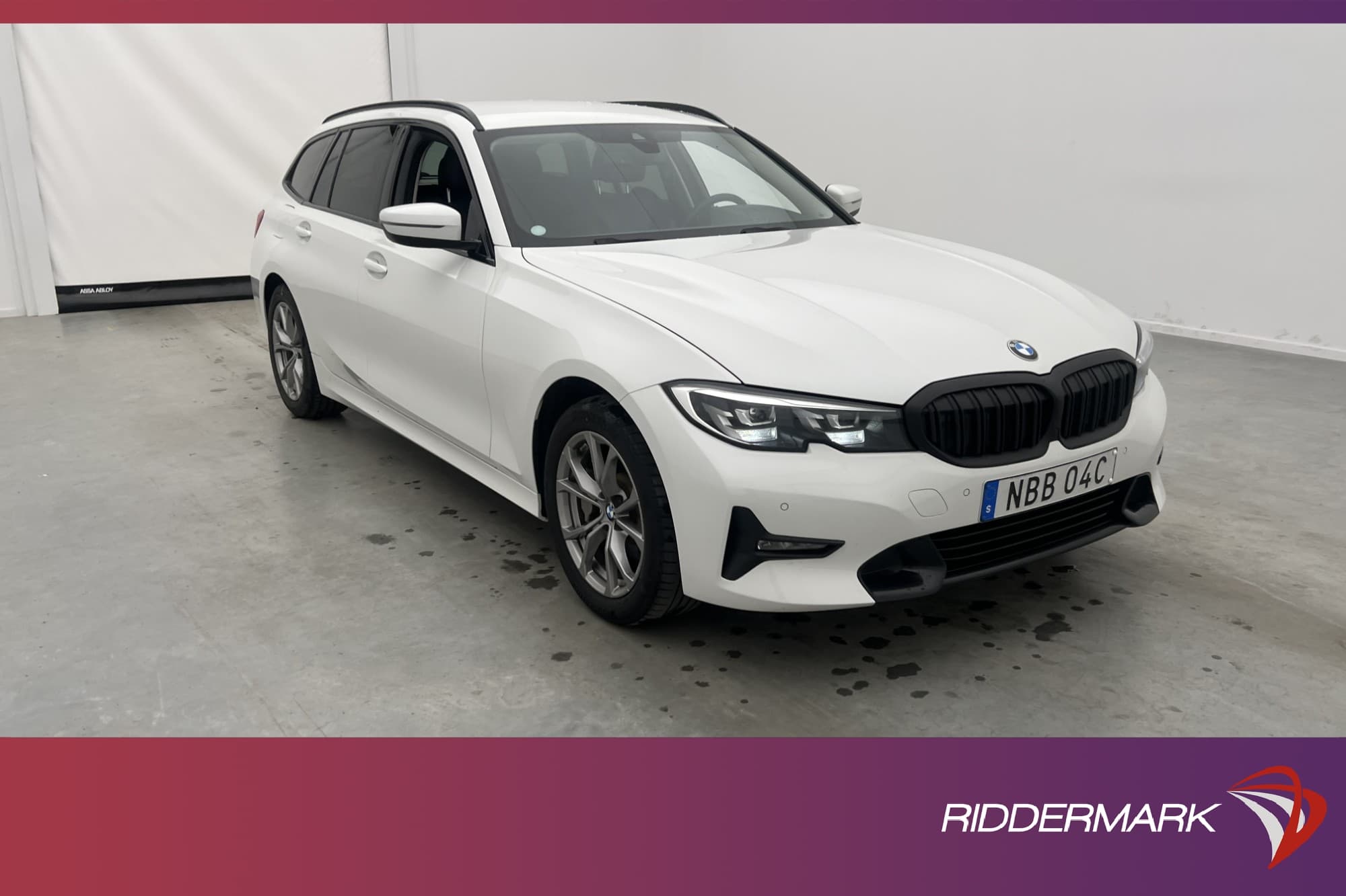 BMW 330e xDrive Touring