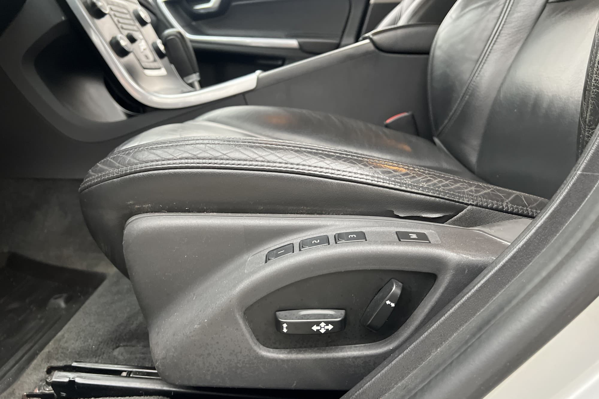 Volvo S60 D5 205hk Summum Värmare Skinn 1 brukare Dragkrok