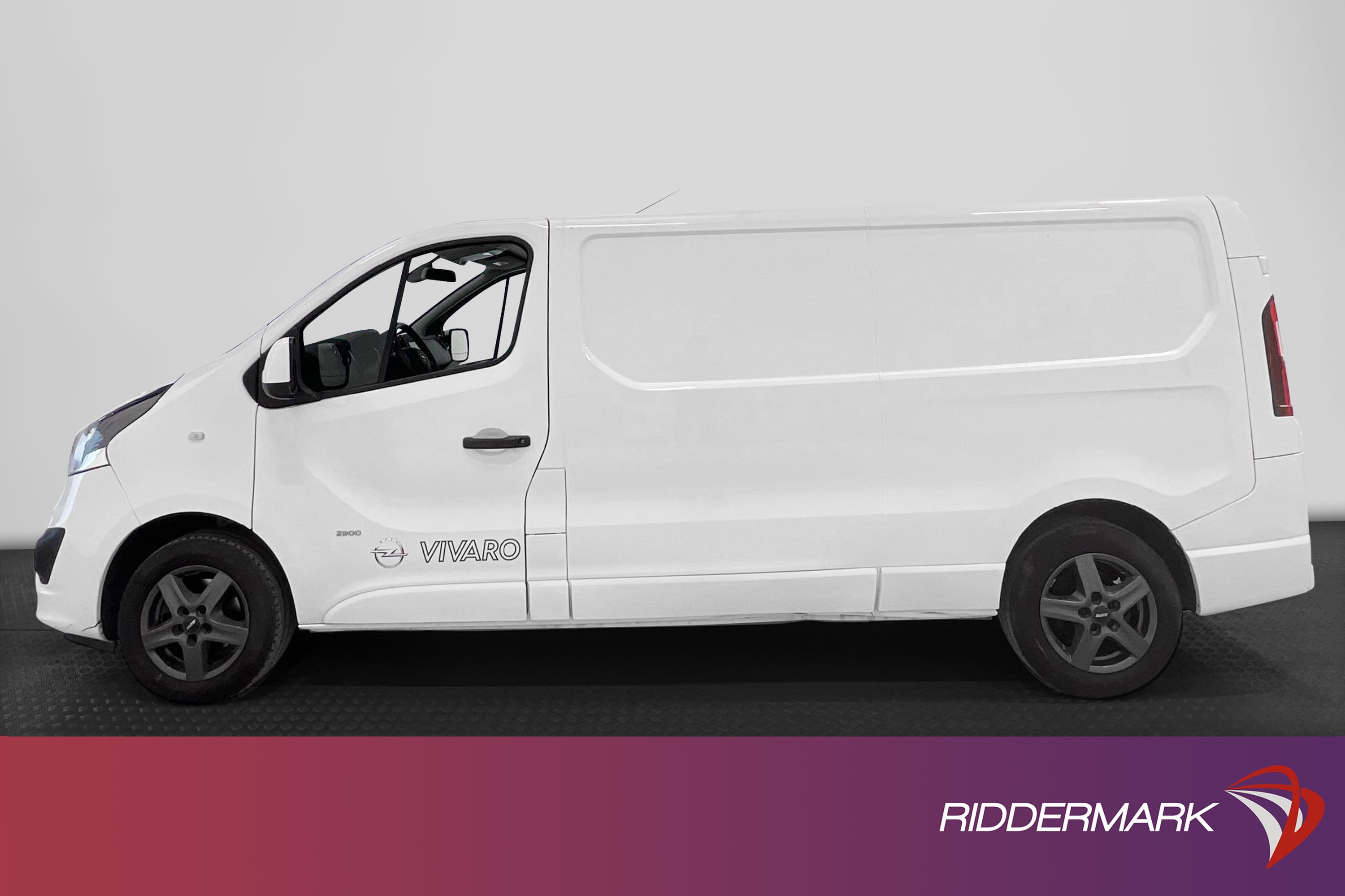 Opel Vivaro Lång 1.6CDTI Värmare Dragkrok B-Kamera Moms
