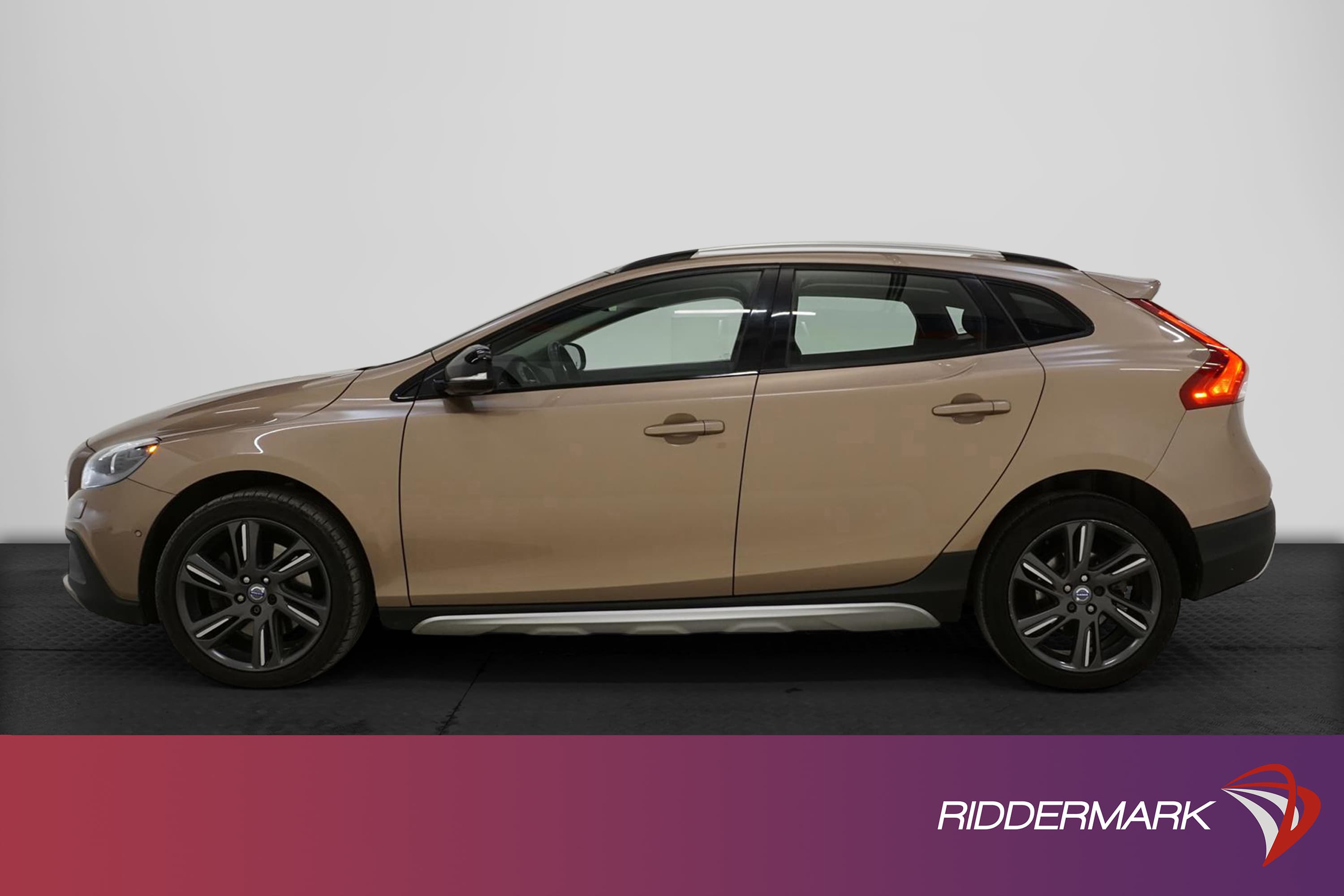 Volvo V40 CC D4 177hk