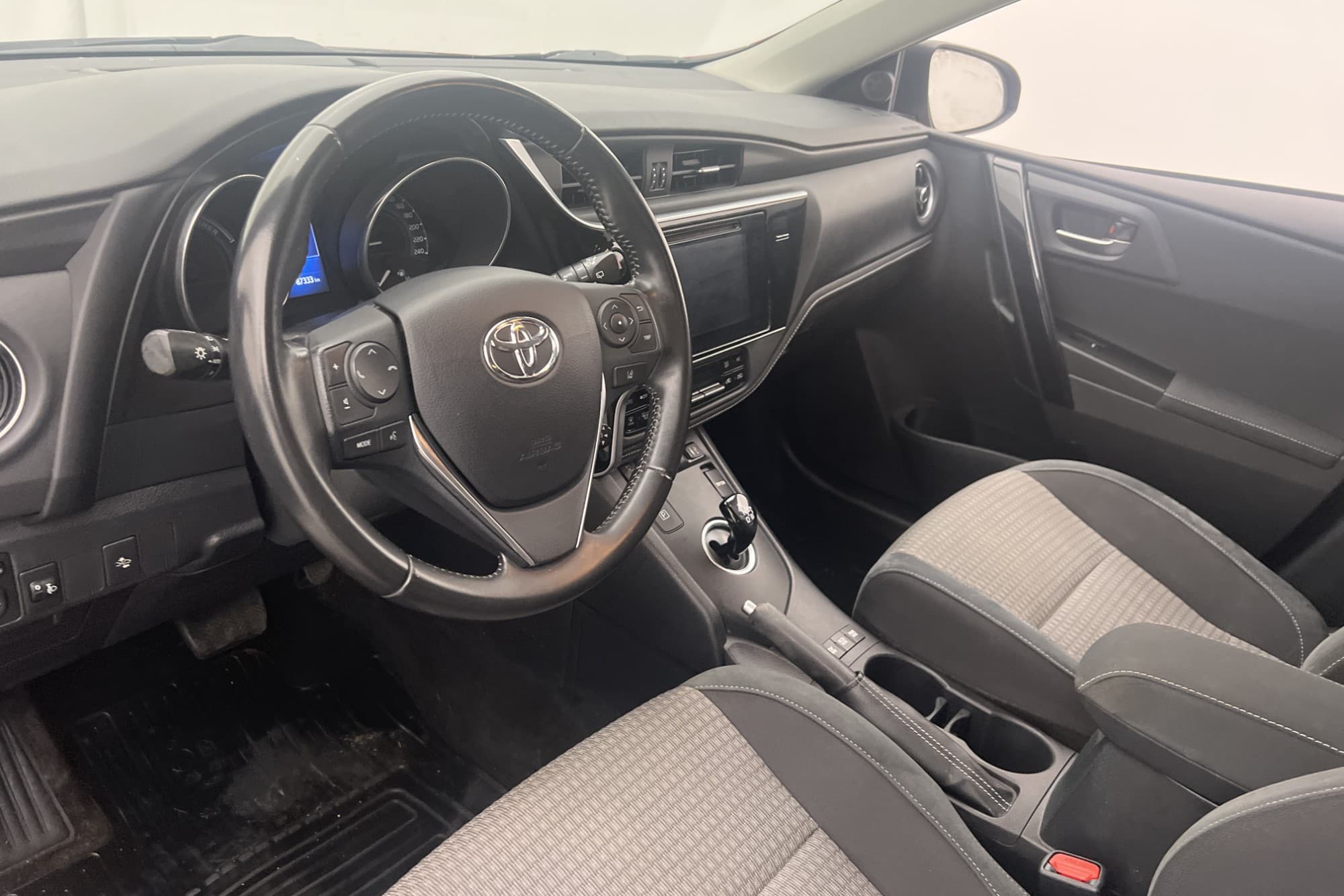 Toyota Auris Touring Sports Hybrid 136hk Intense Edt Kamera