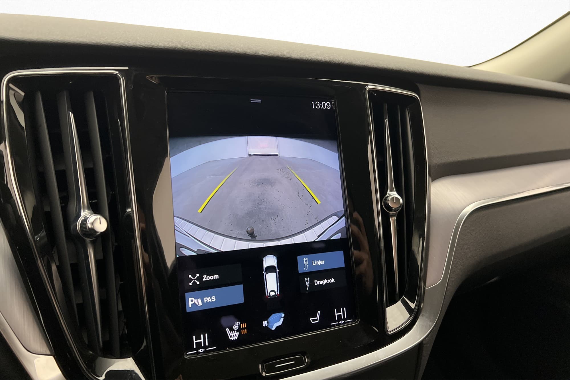 Volvo V60 B4 Advanced VOC Värmare Kamera Skinn Elstolar Drag