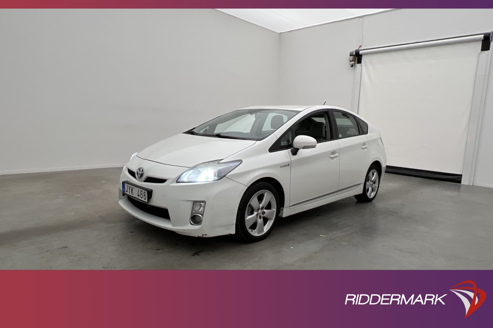 Toyota Prius Hybrid CVT 136hk